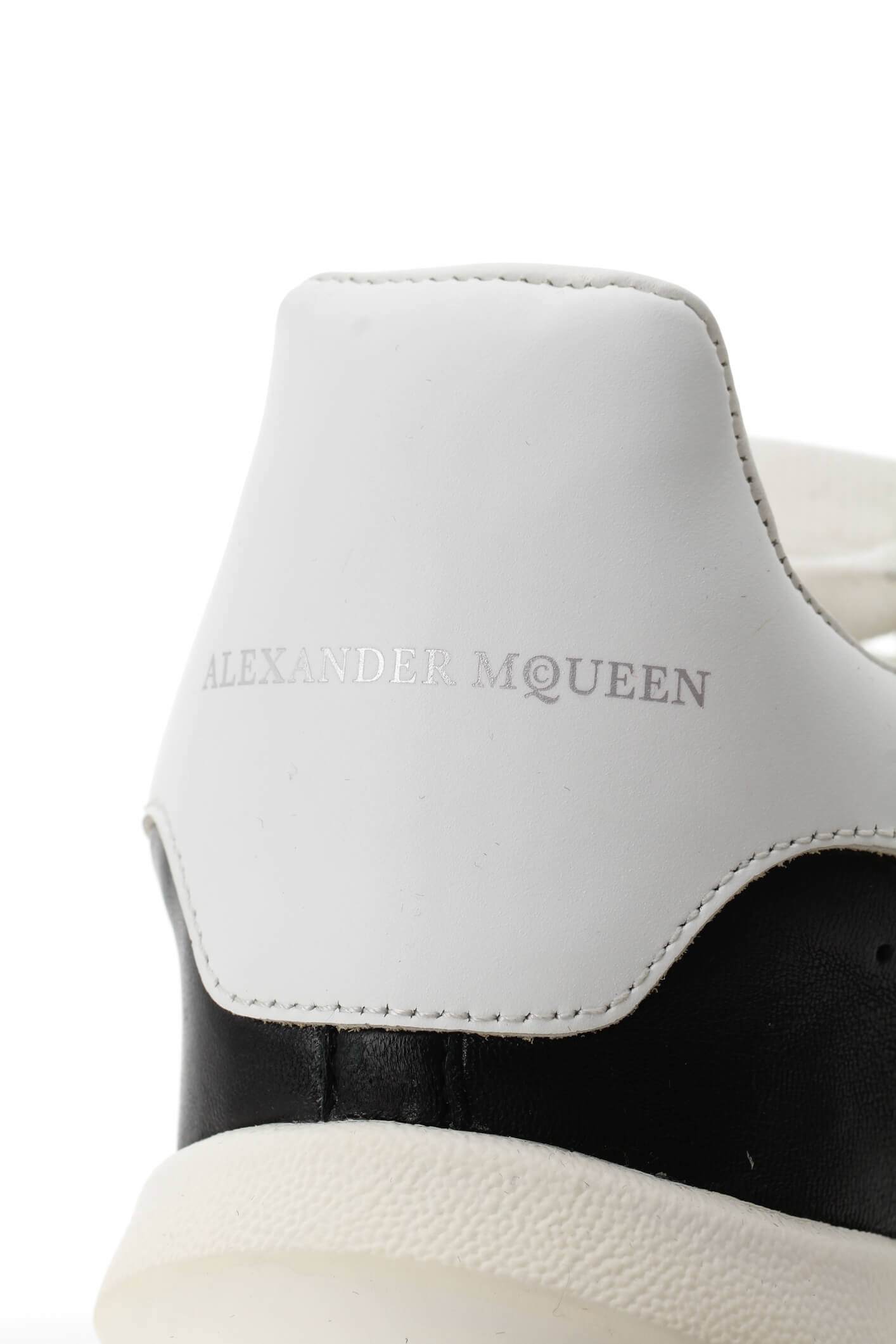 Alexander McQueen, 6 USA