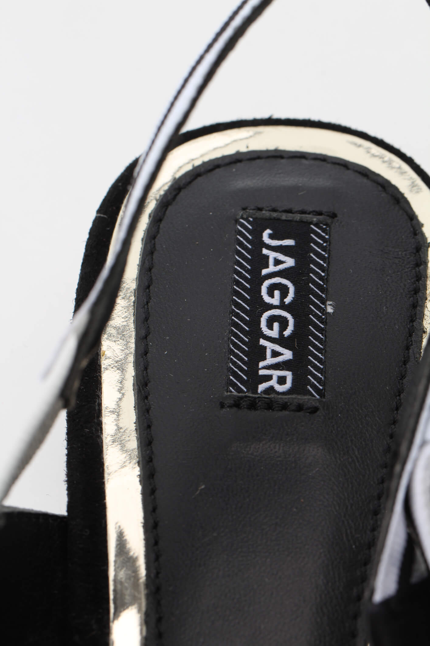Jagar, Talla 10