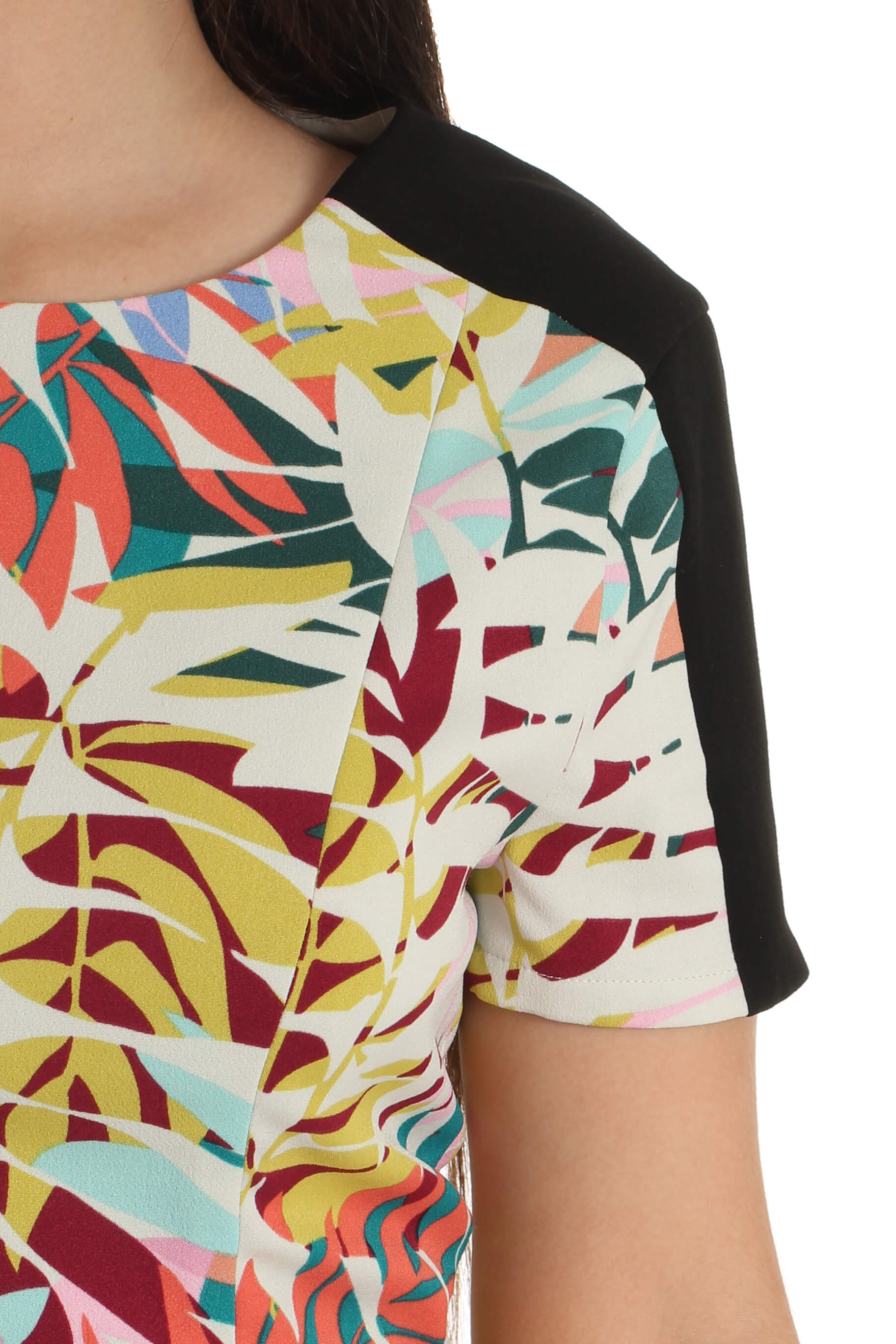BCBG Maxazria, Talla 6
