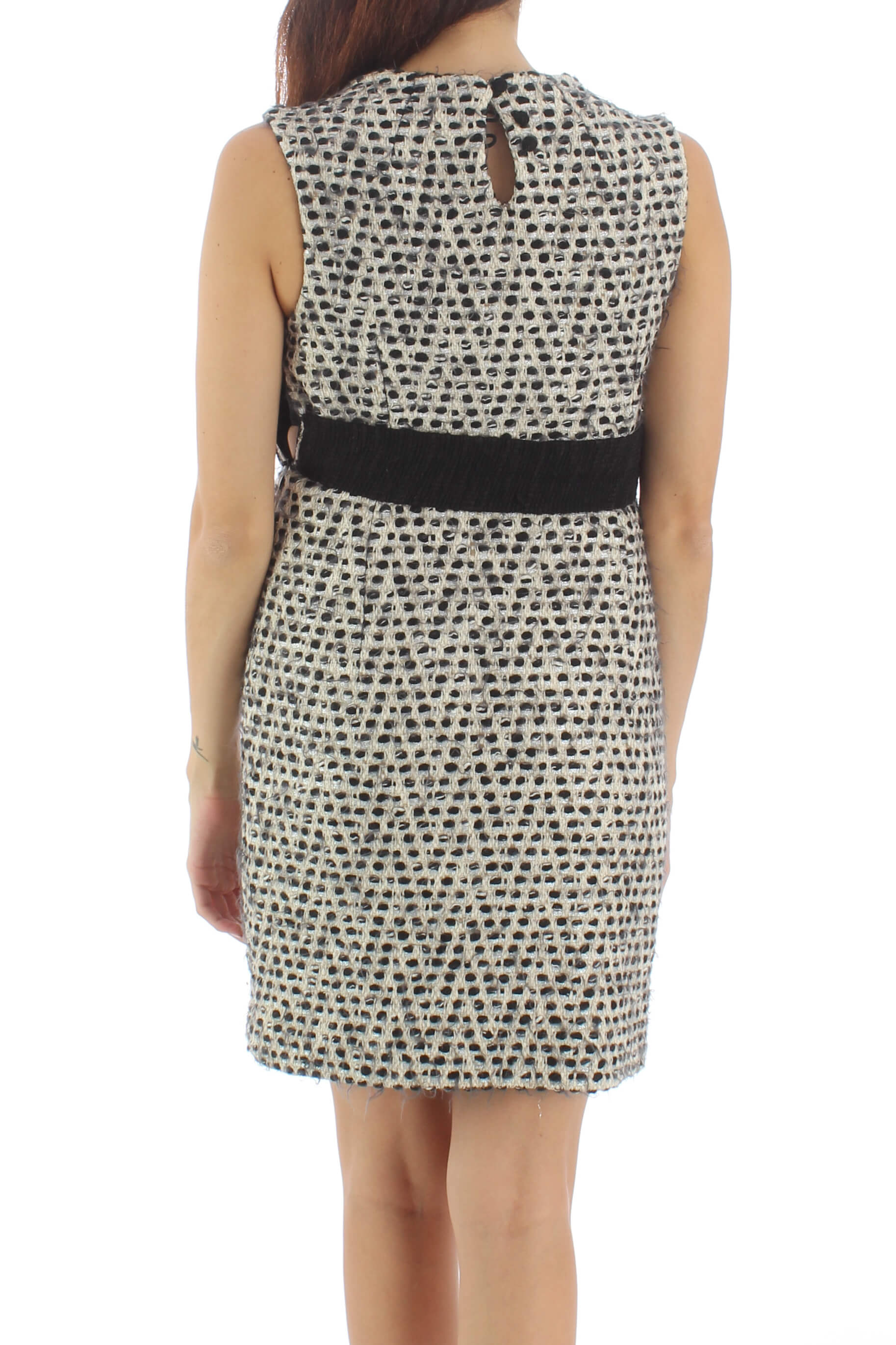 Milly, Talla M