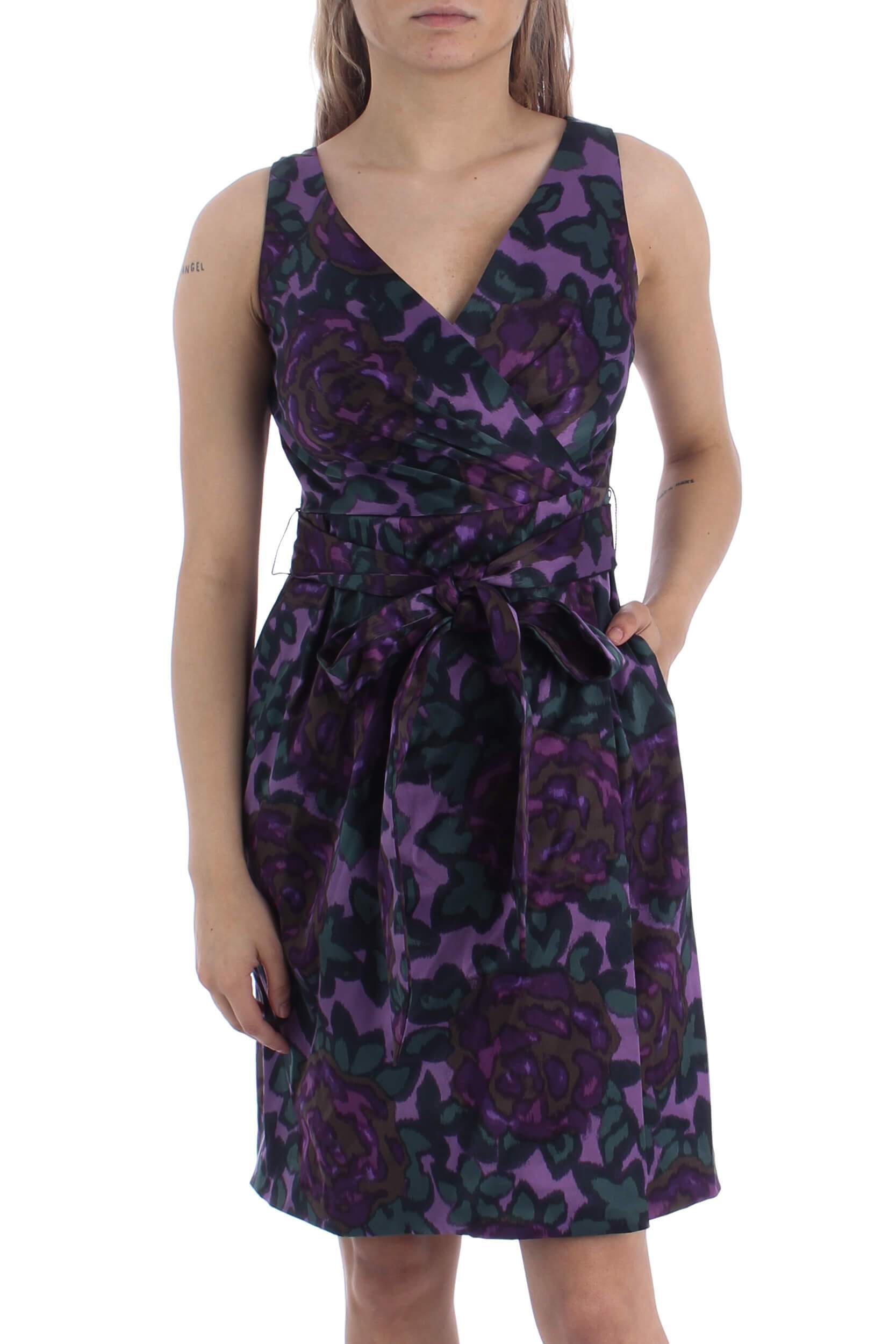 Liz Clairborne, Talla 2