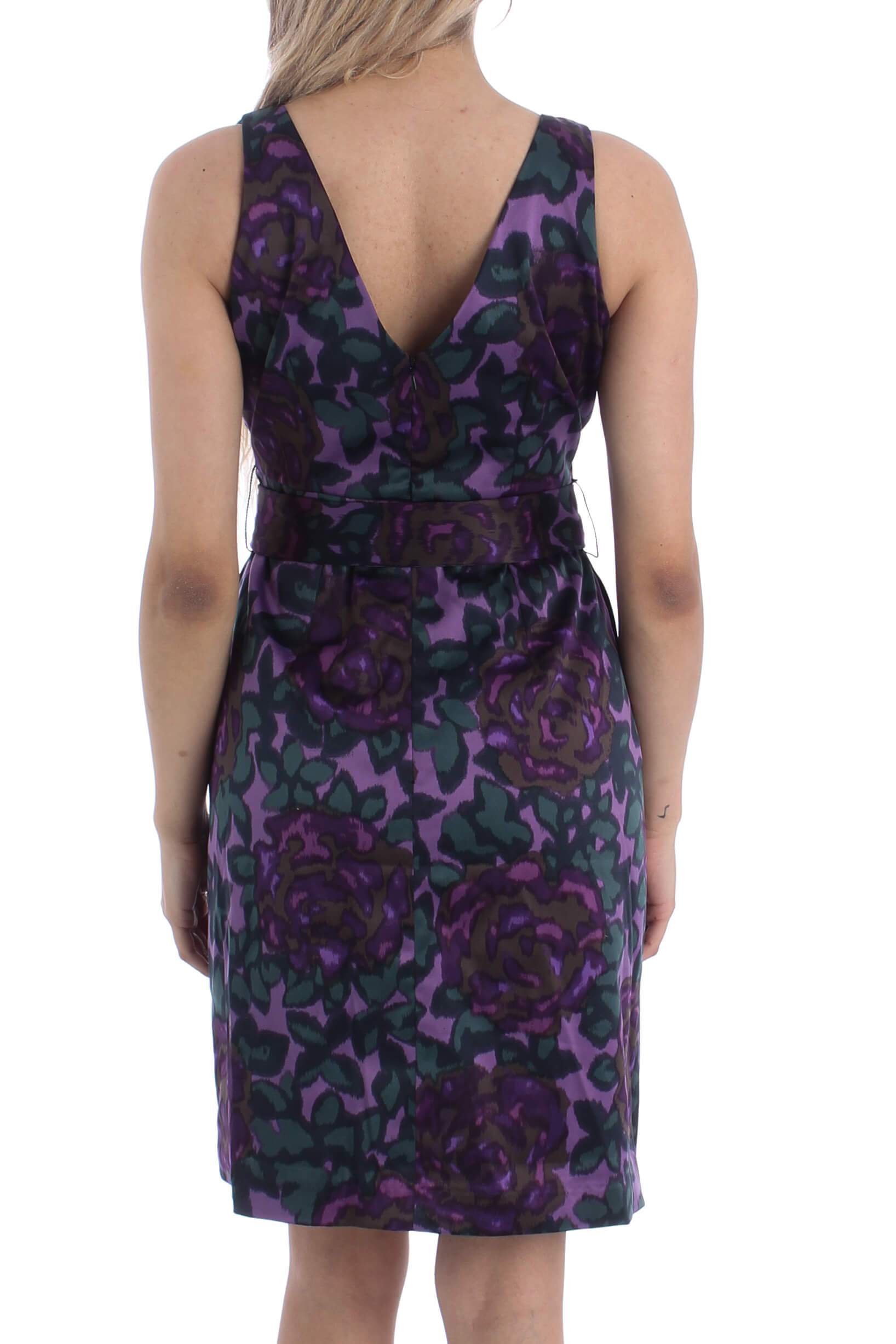 Liz Clairborne, Talla 2