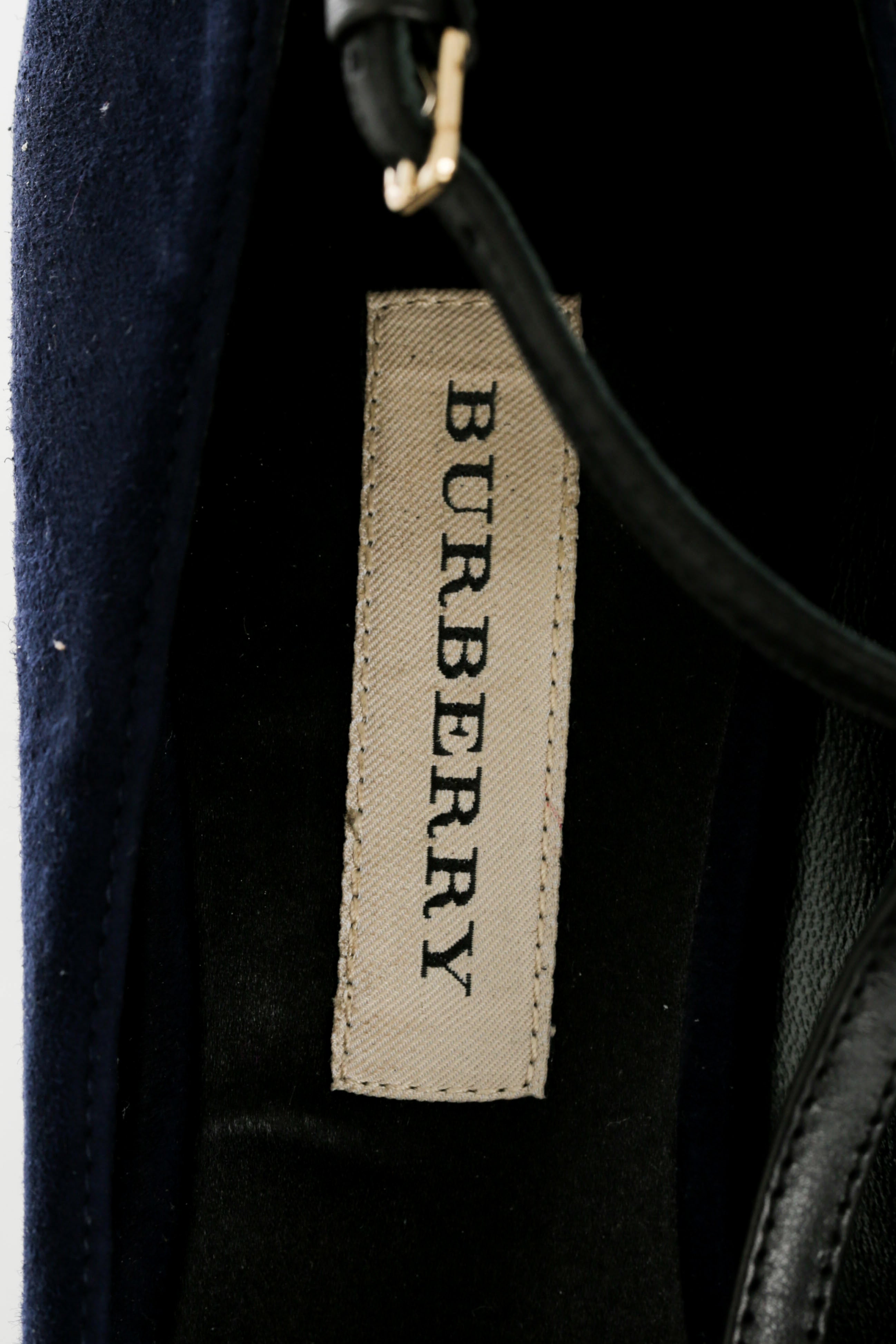 Burberry, 8 USA