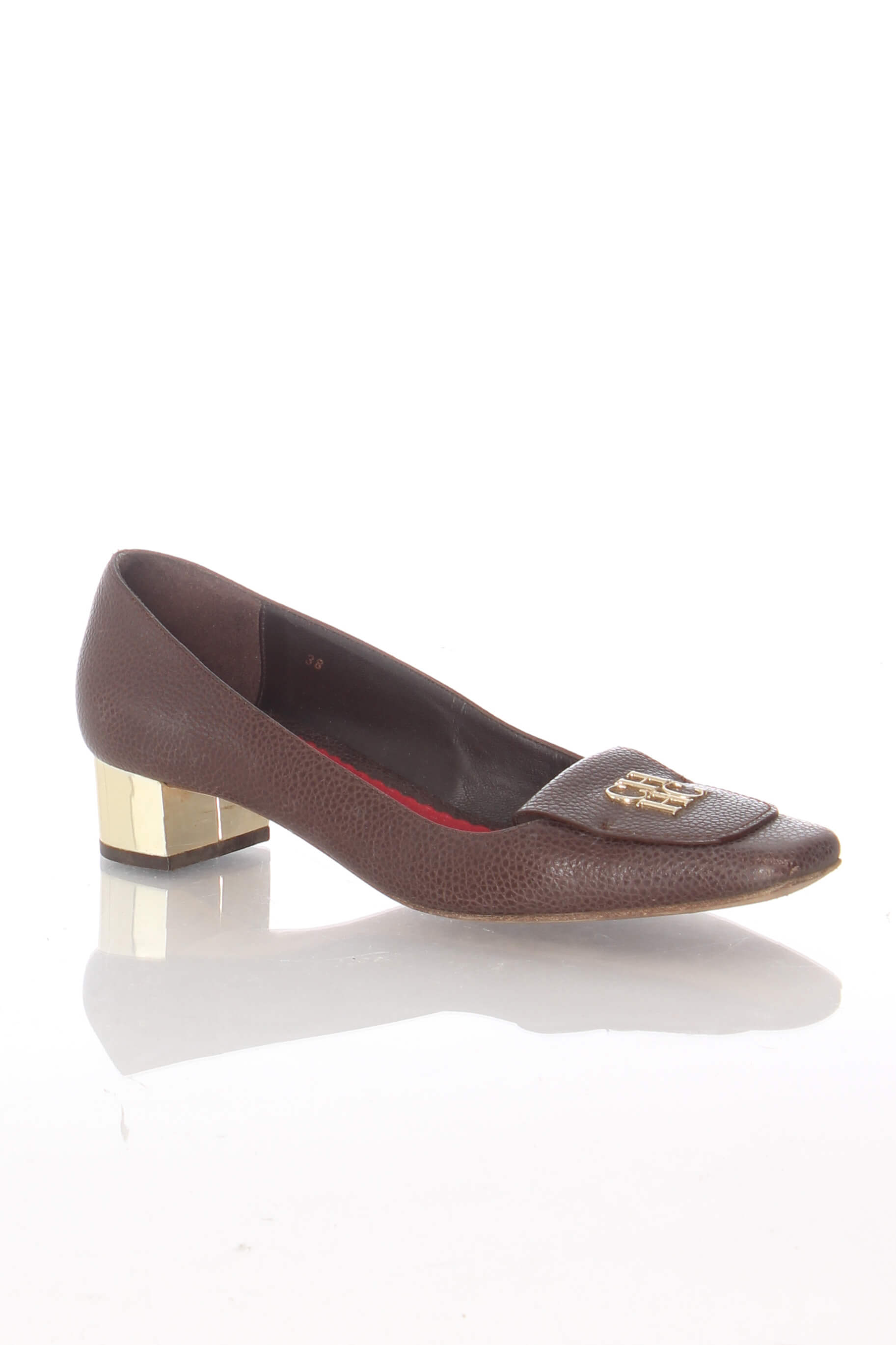 Carolina Herrera, 8 USA