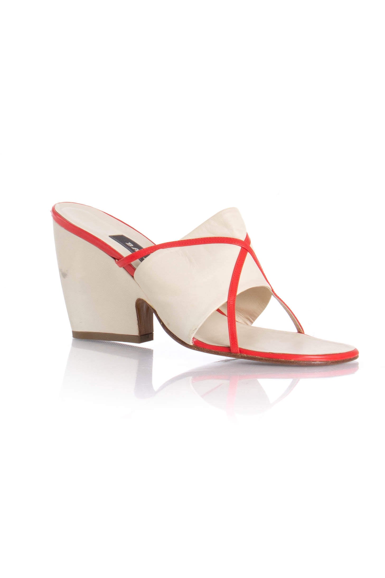 Bally, 8 USA