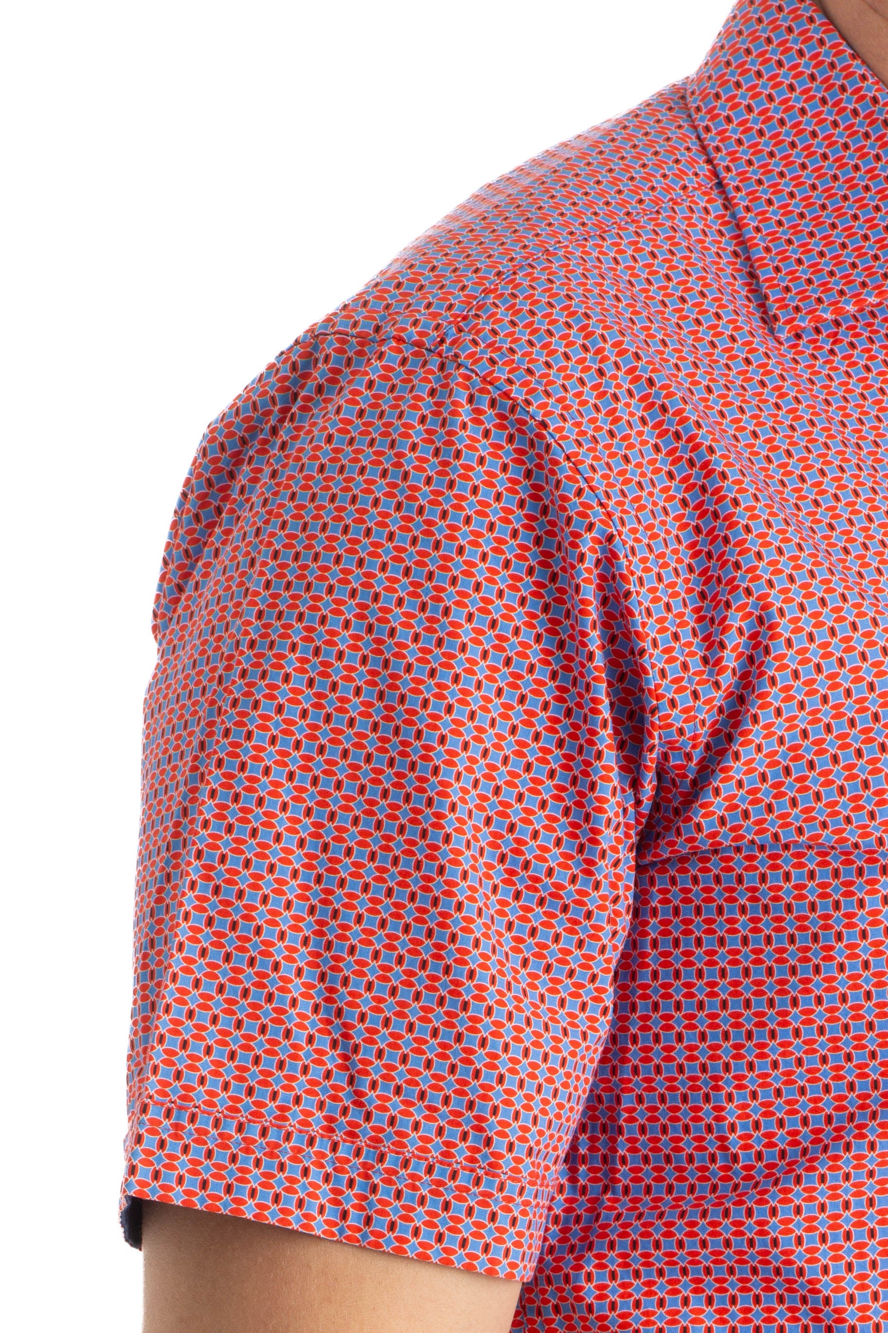 Bugatchi, Talla M
