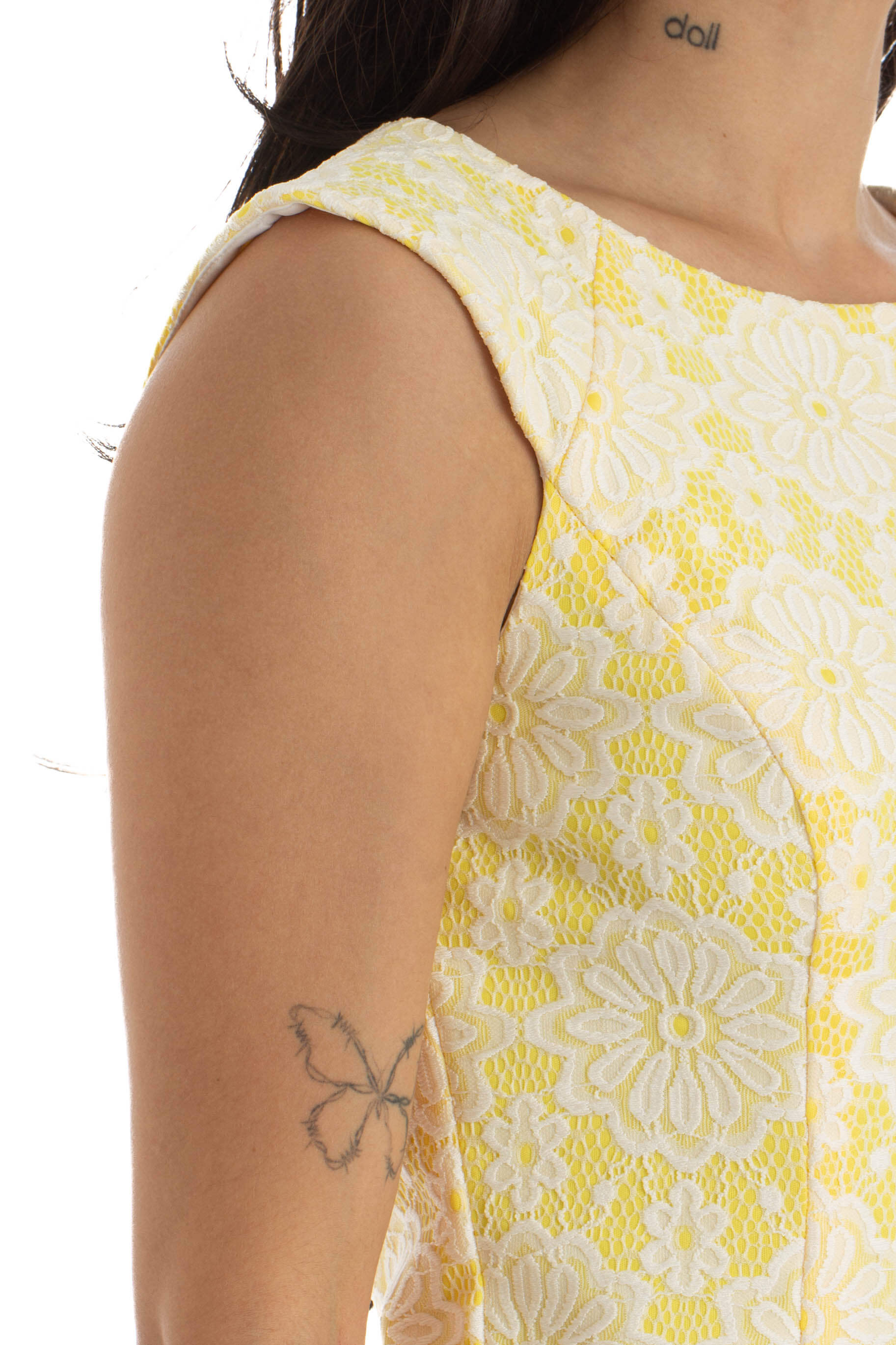 Nanette Lepore, Talla 2