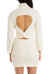 Nanushka, Talla S