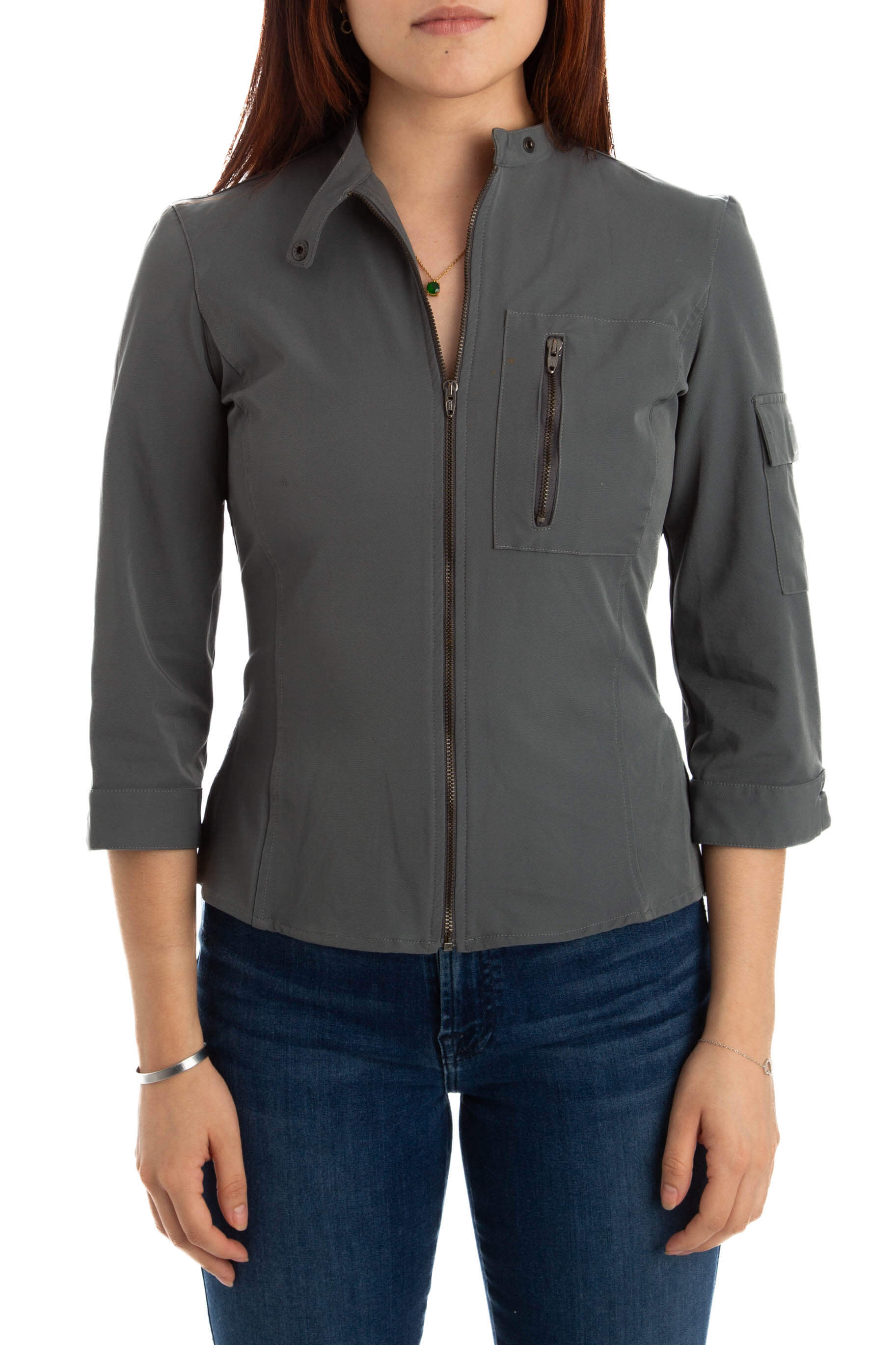 Armani Jeans, Talla 4