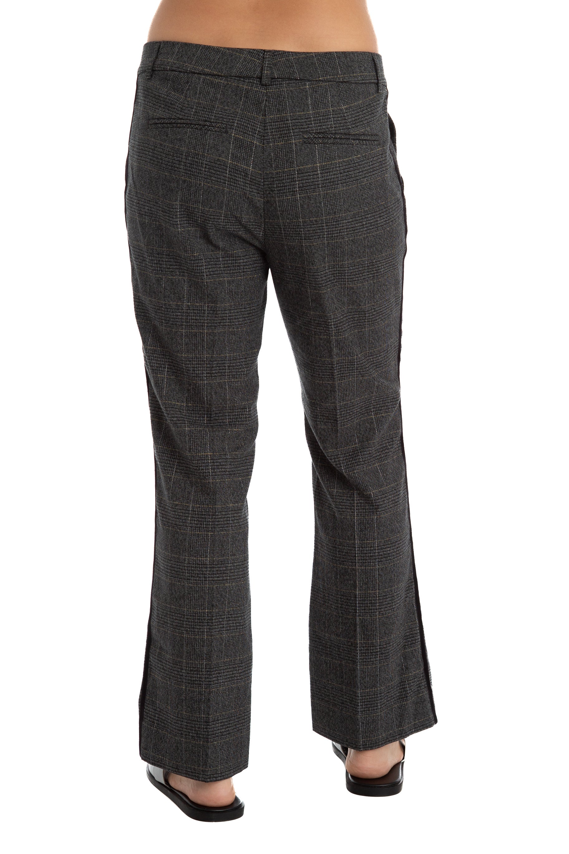 Ambrosi, Talla M