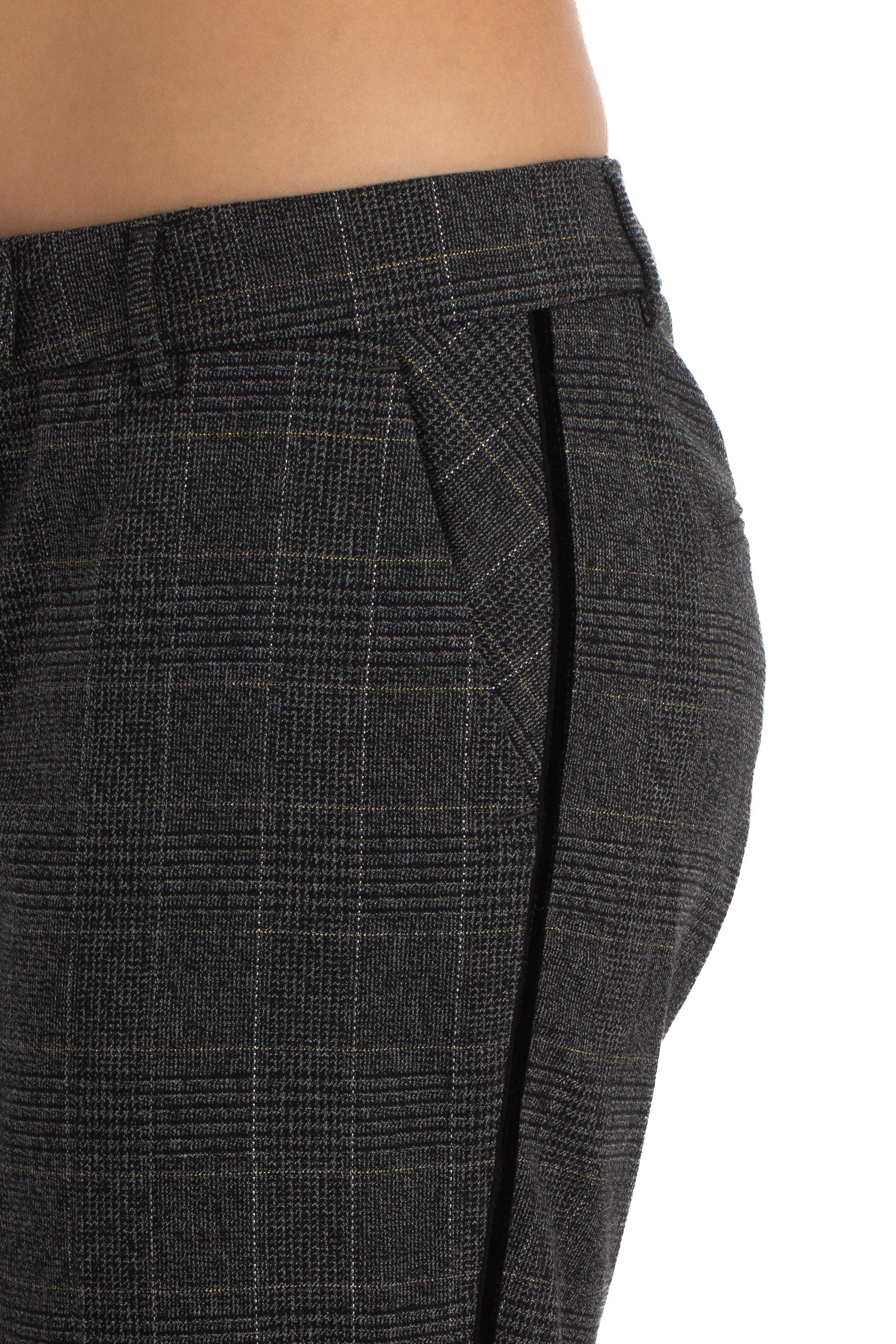 Ambrosi, Talla M