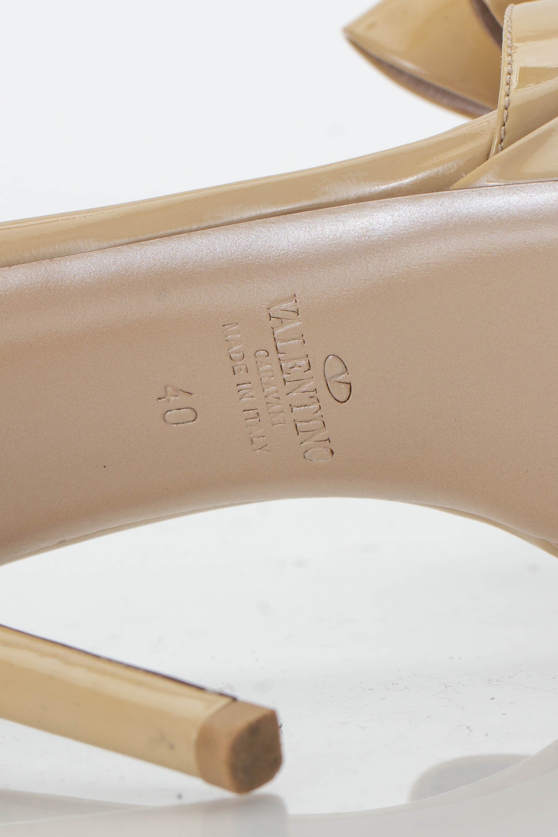 Valentino, 9 USA