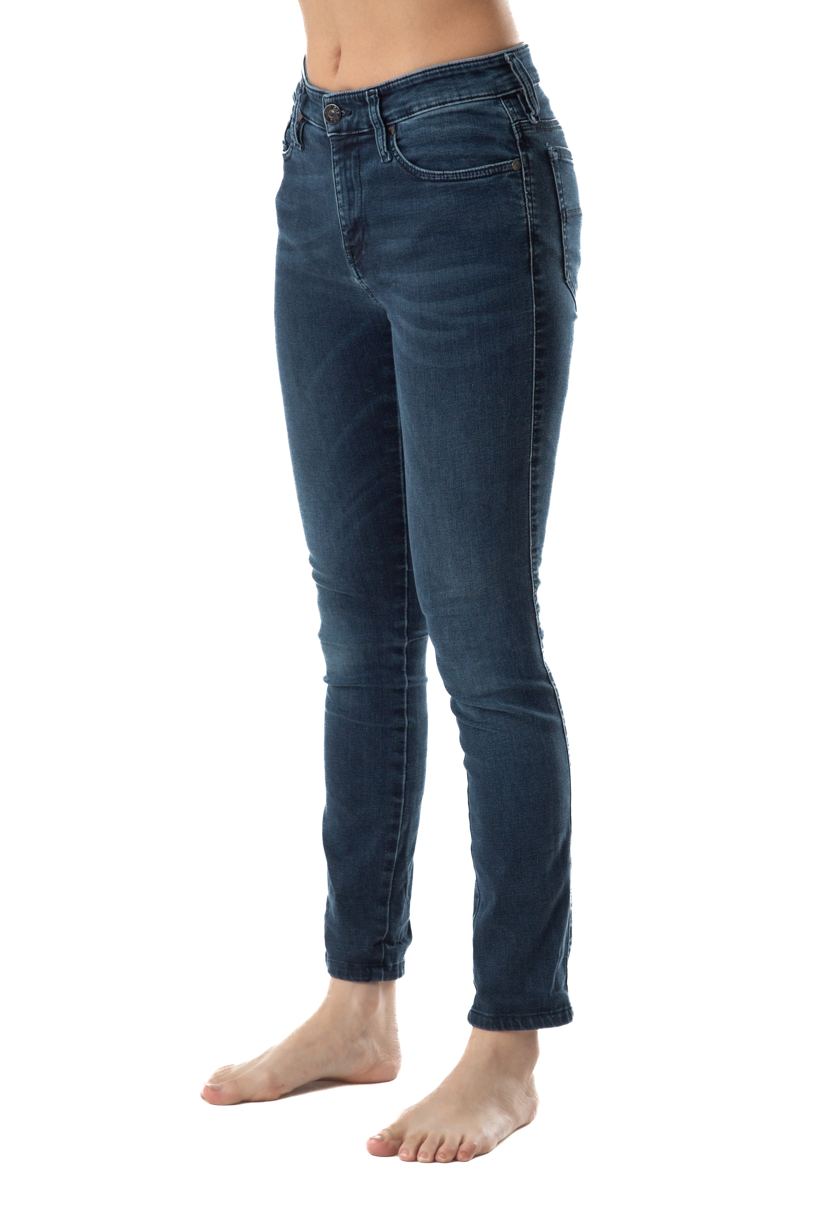 Diesel, Talla 27