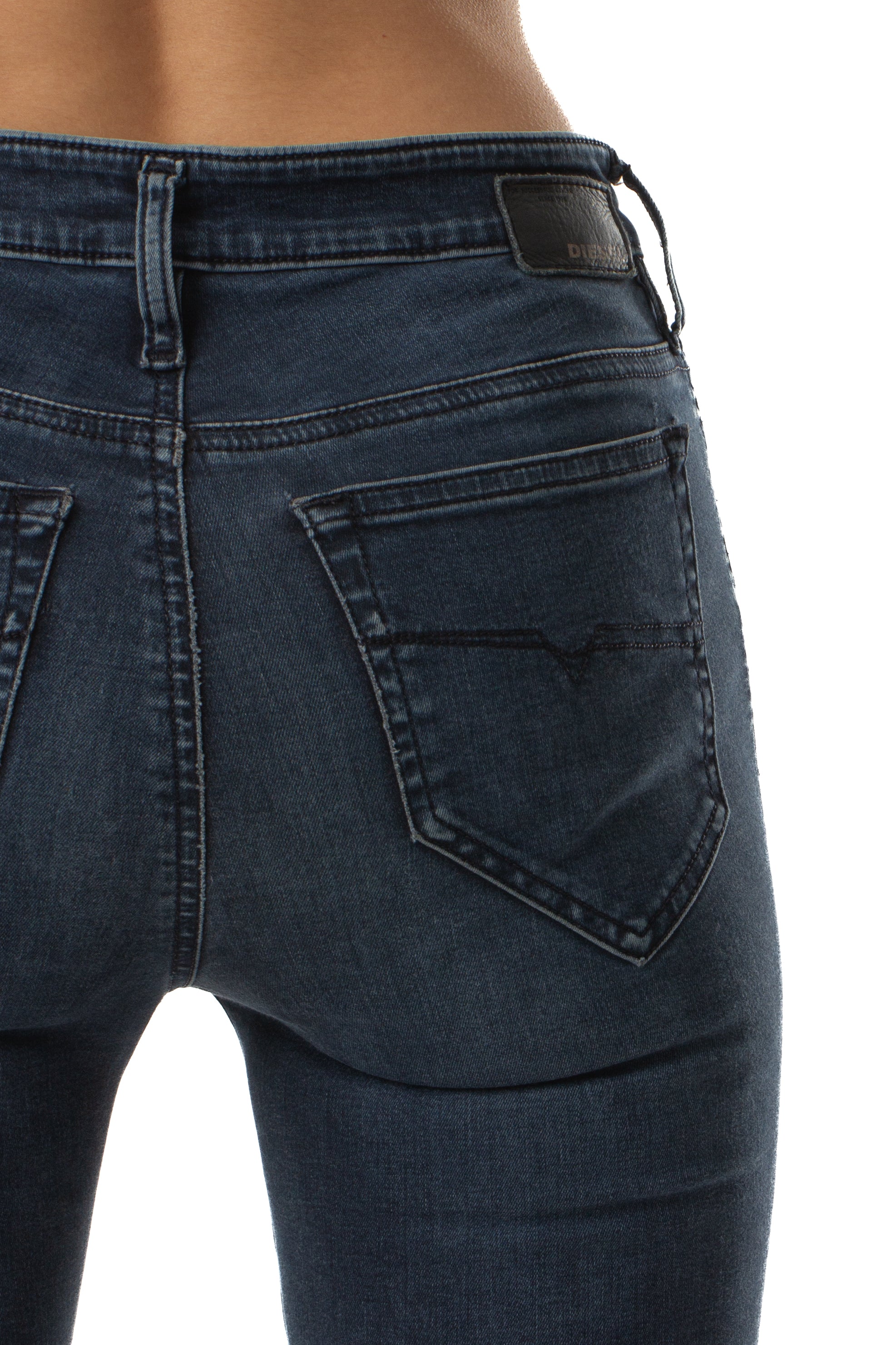 Diesel, Talla 27