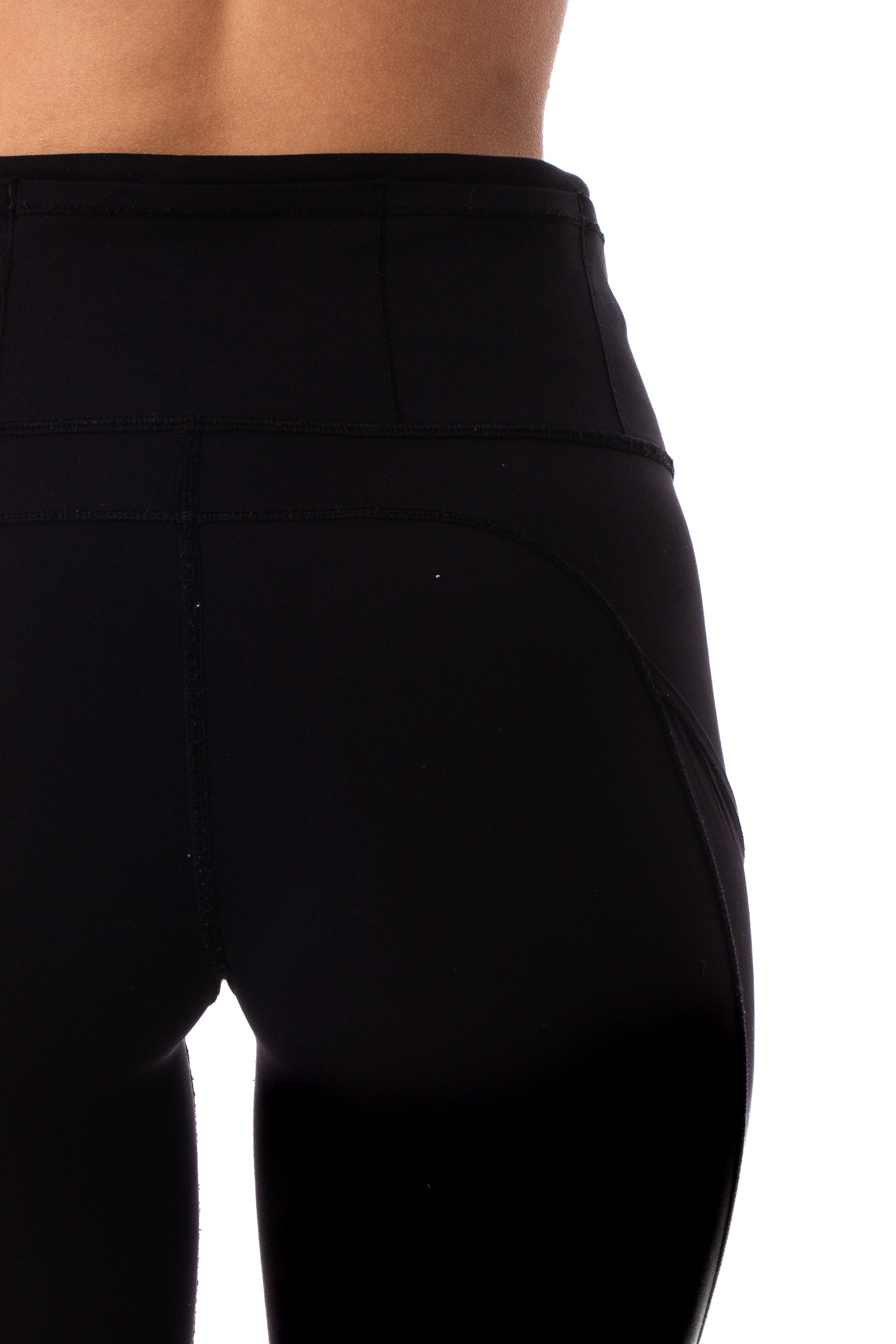 Lulu Lemon, Talla 6