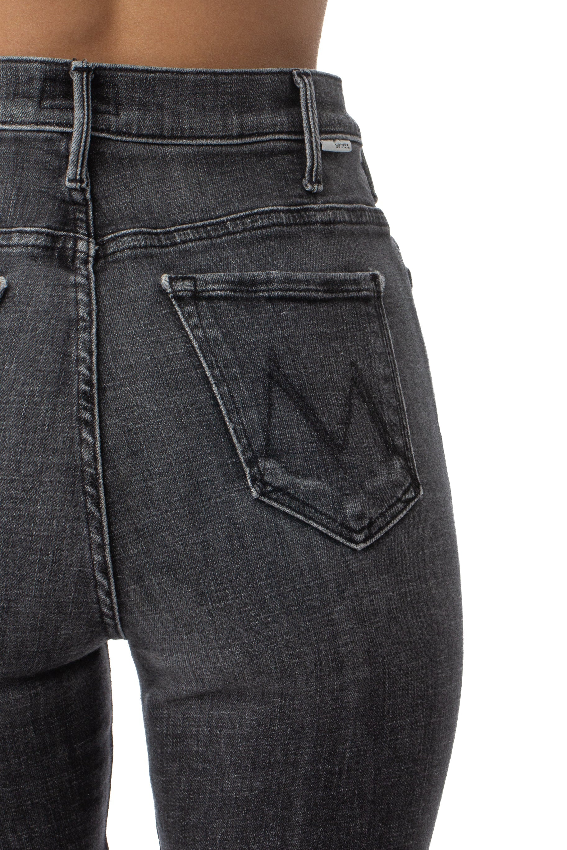 Mother, Talla 28