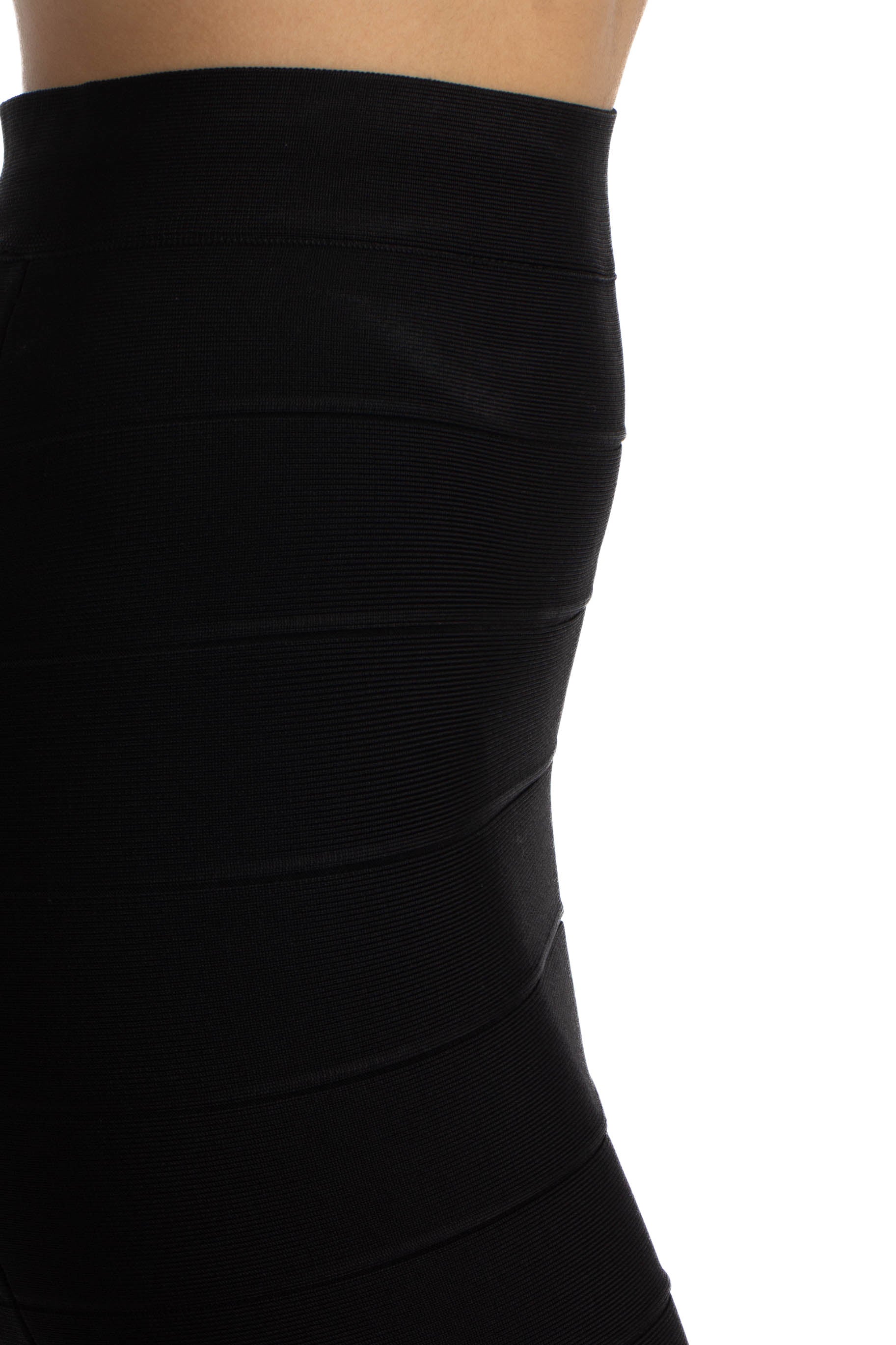 BCBG Maxazria, Talla S