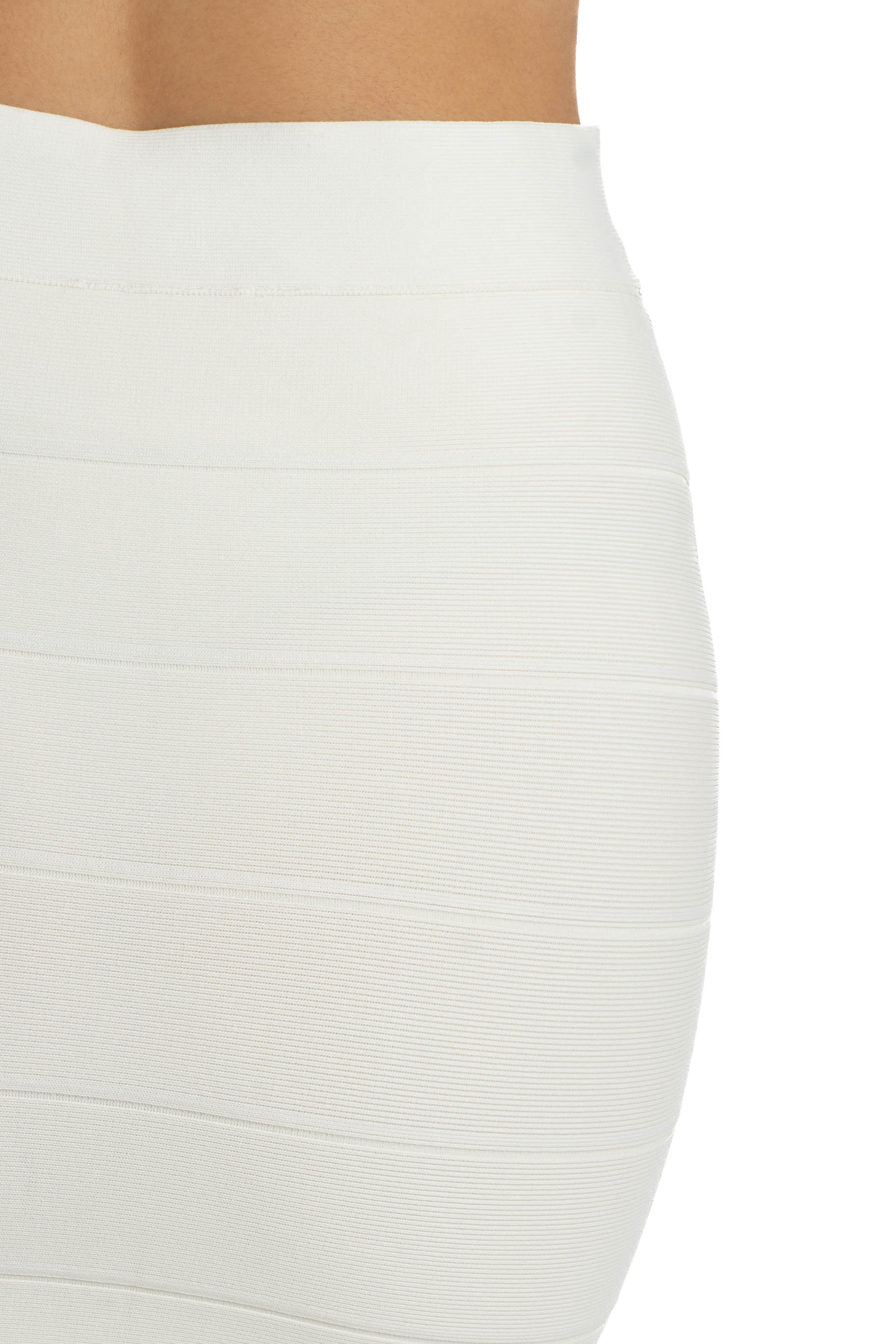BCBG Maxazria, Talla S