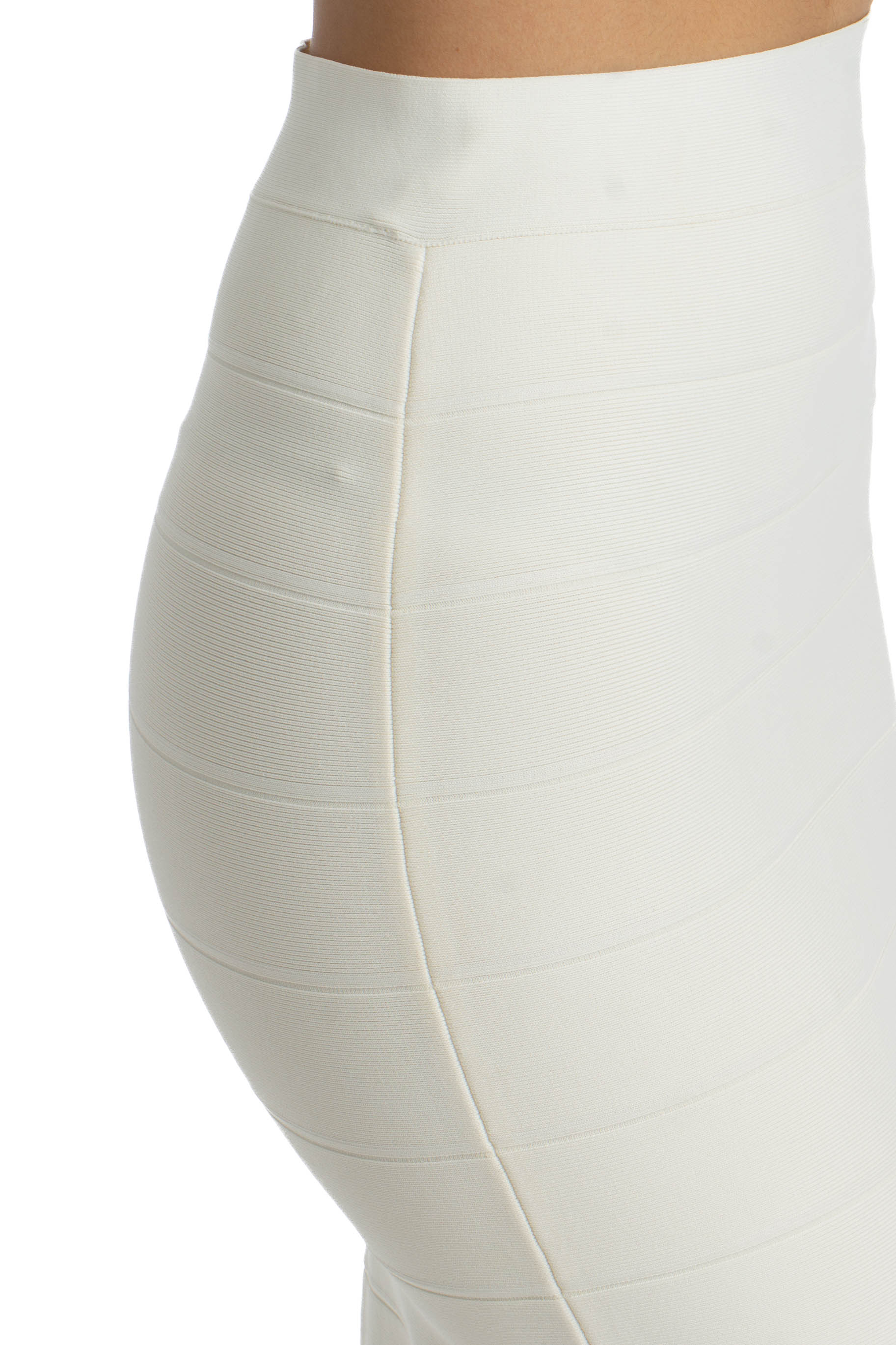 BCBG Maxazria, Talla S