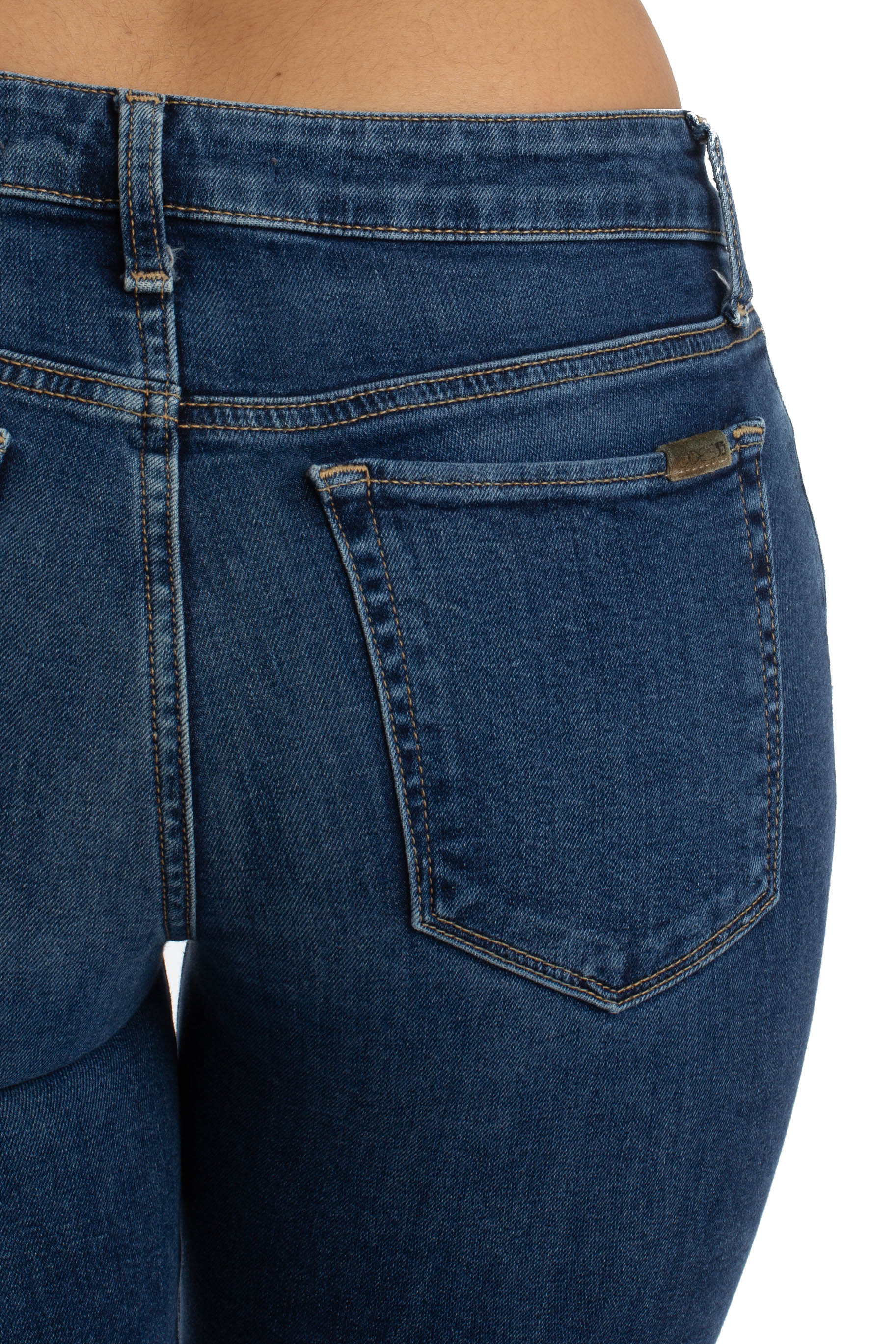 Joe's, Talla 26