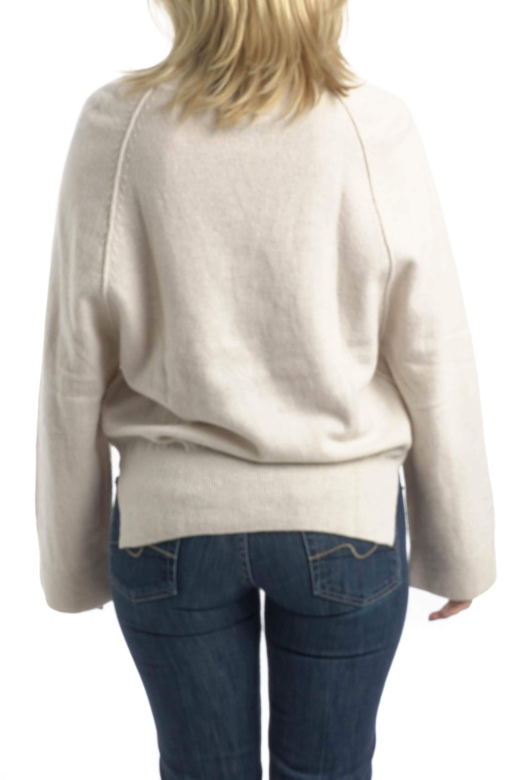Charli, Talla S