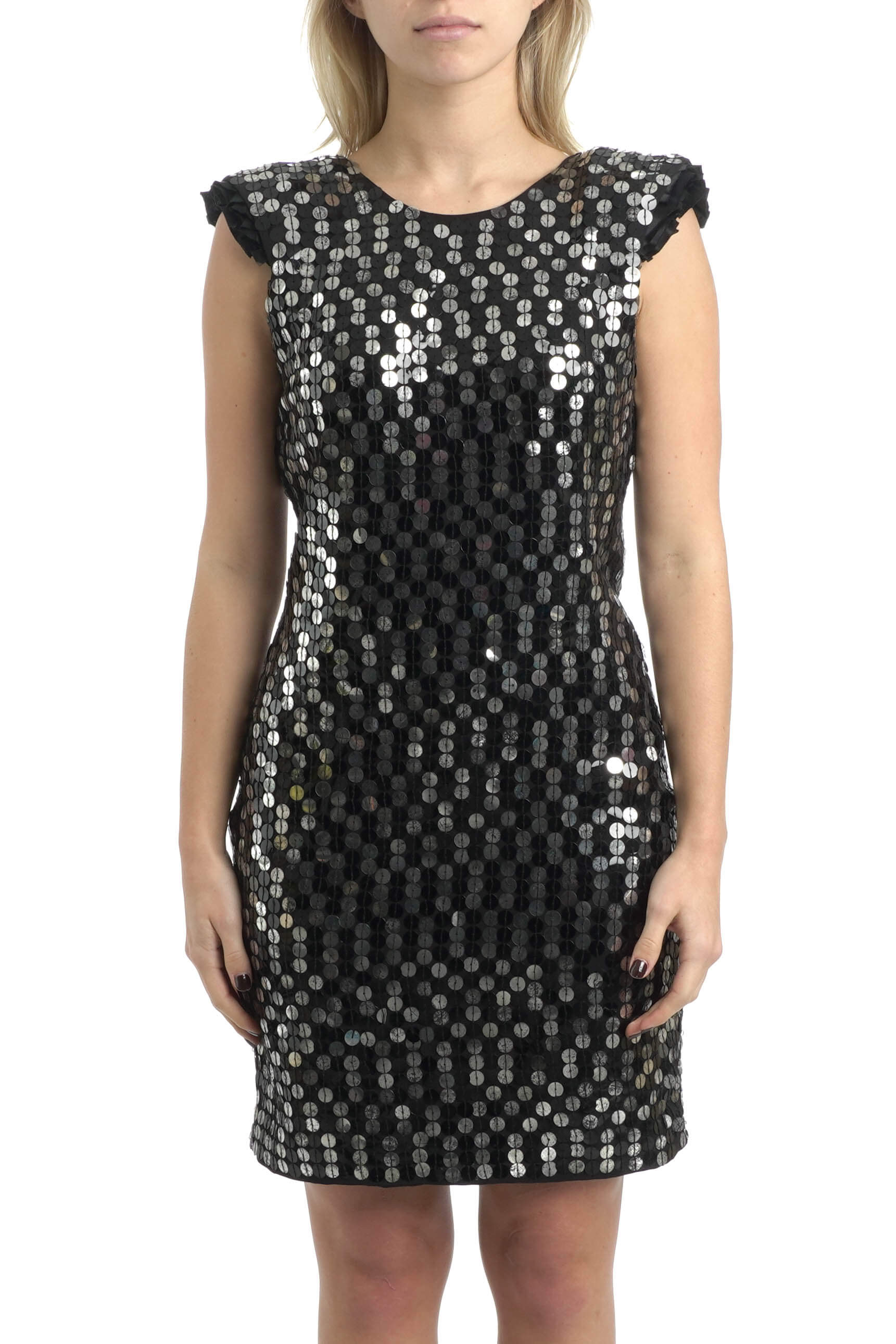 Robert Rodriguez, Talla S