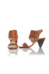 Vince Camuto, 7.5 USA