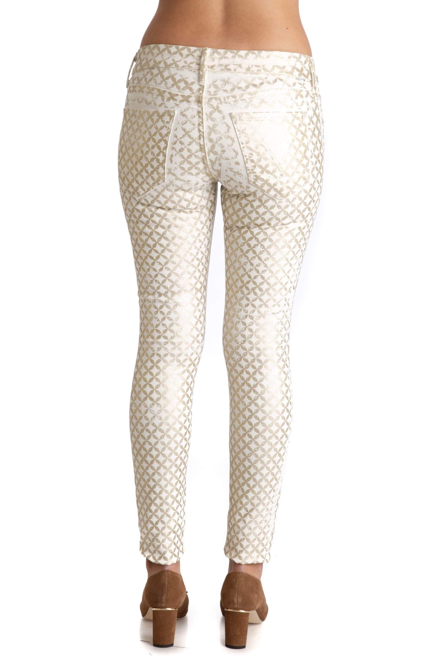Mother, Talla 27
