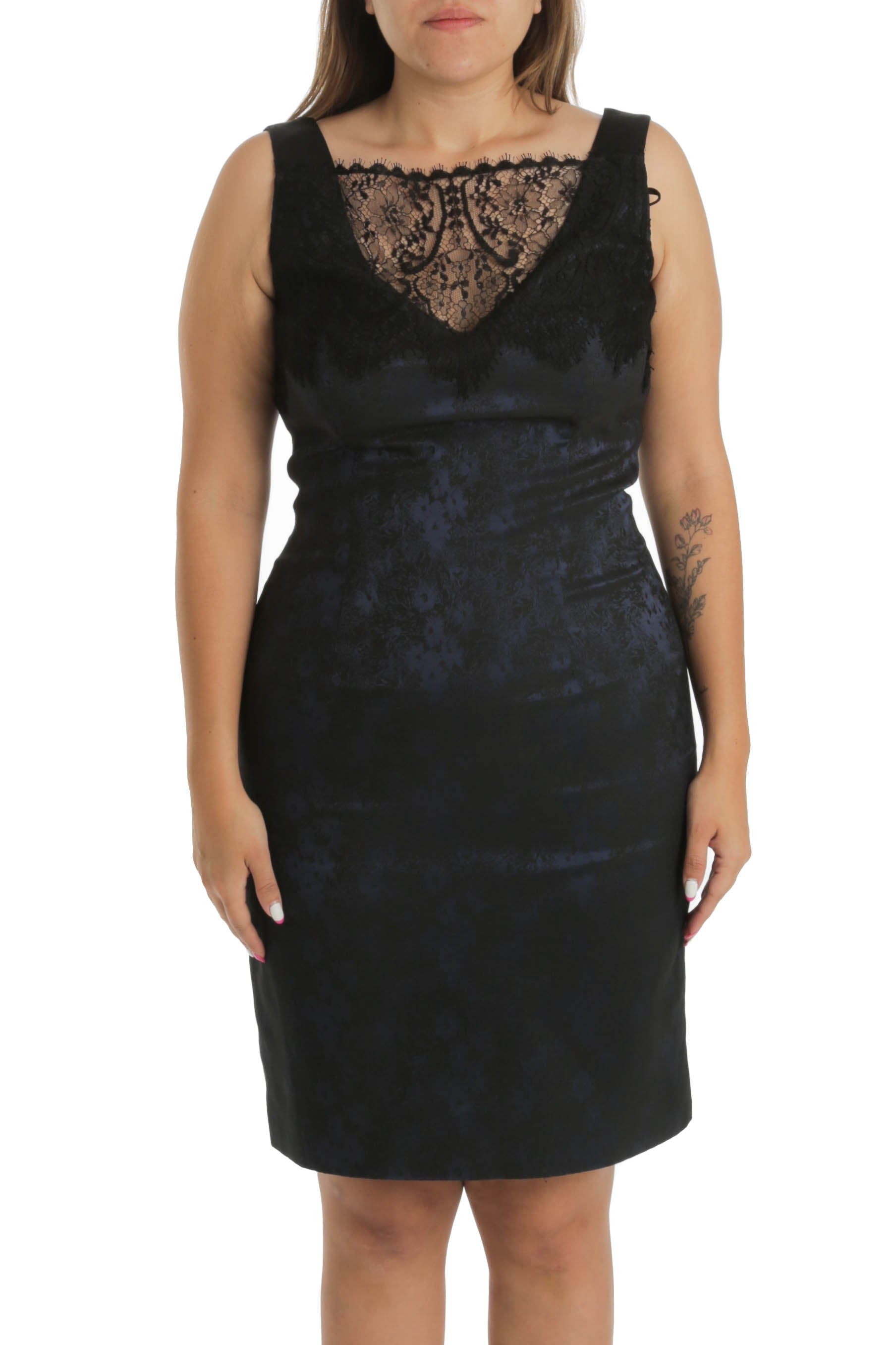 Theia, Talla 10