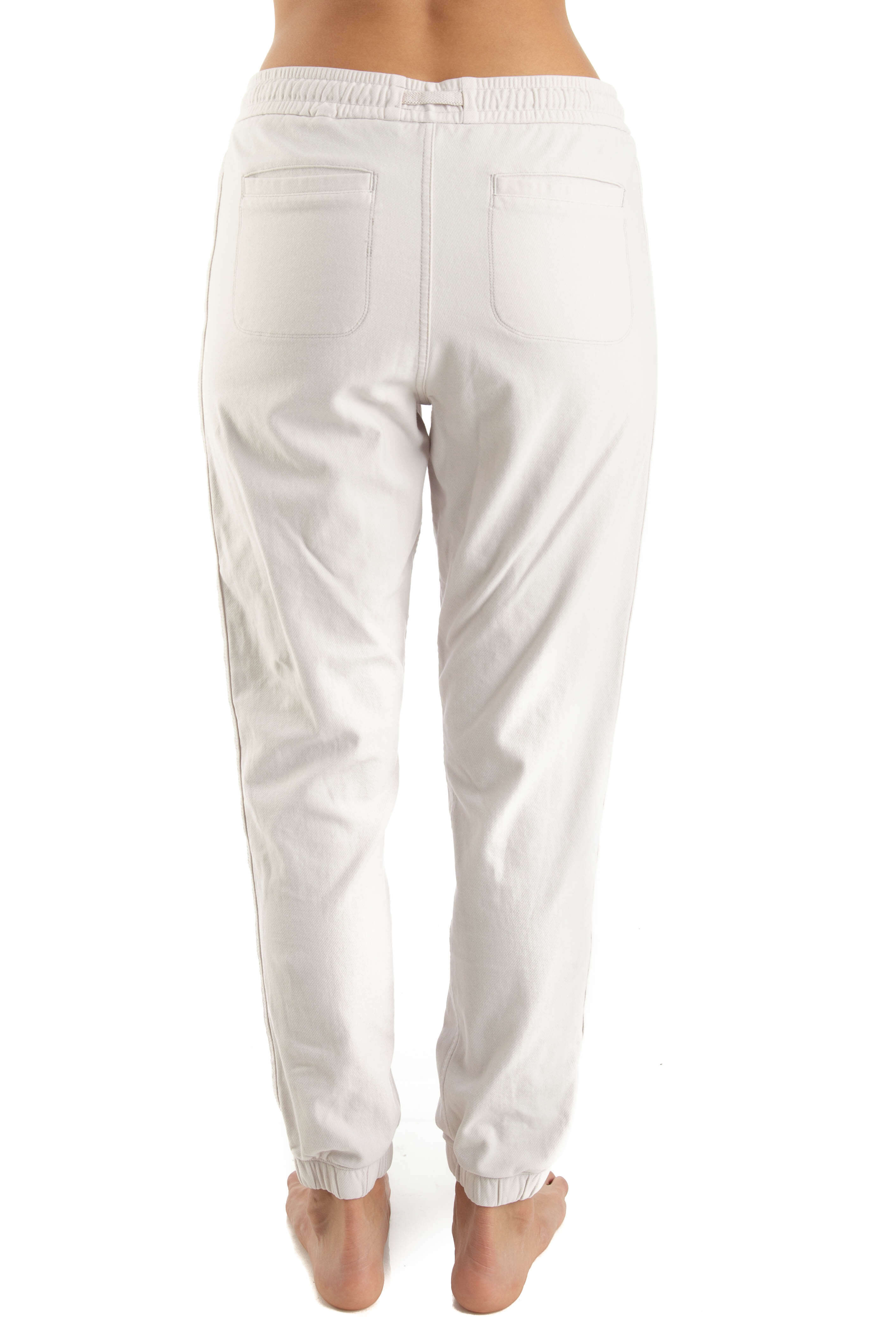 Athleta, Talla 2