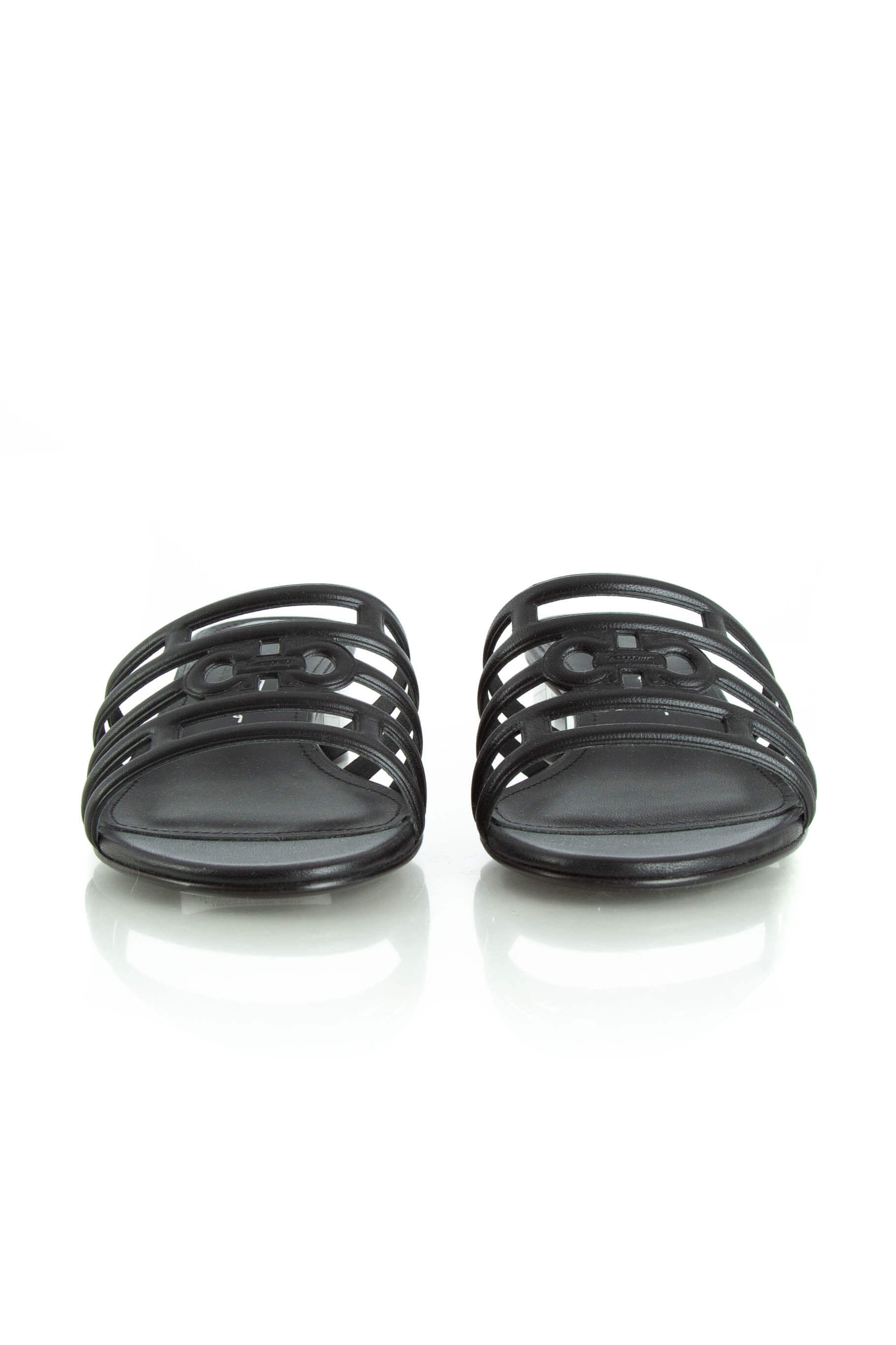 Salvatore Ferragamo, 6 USA