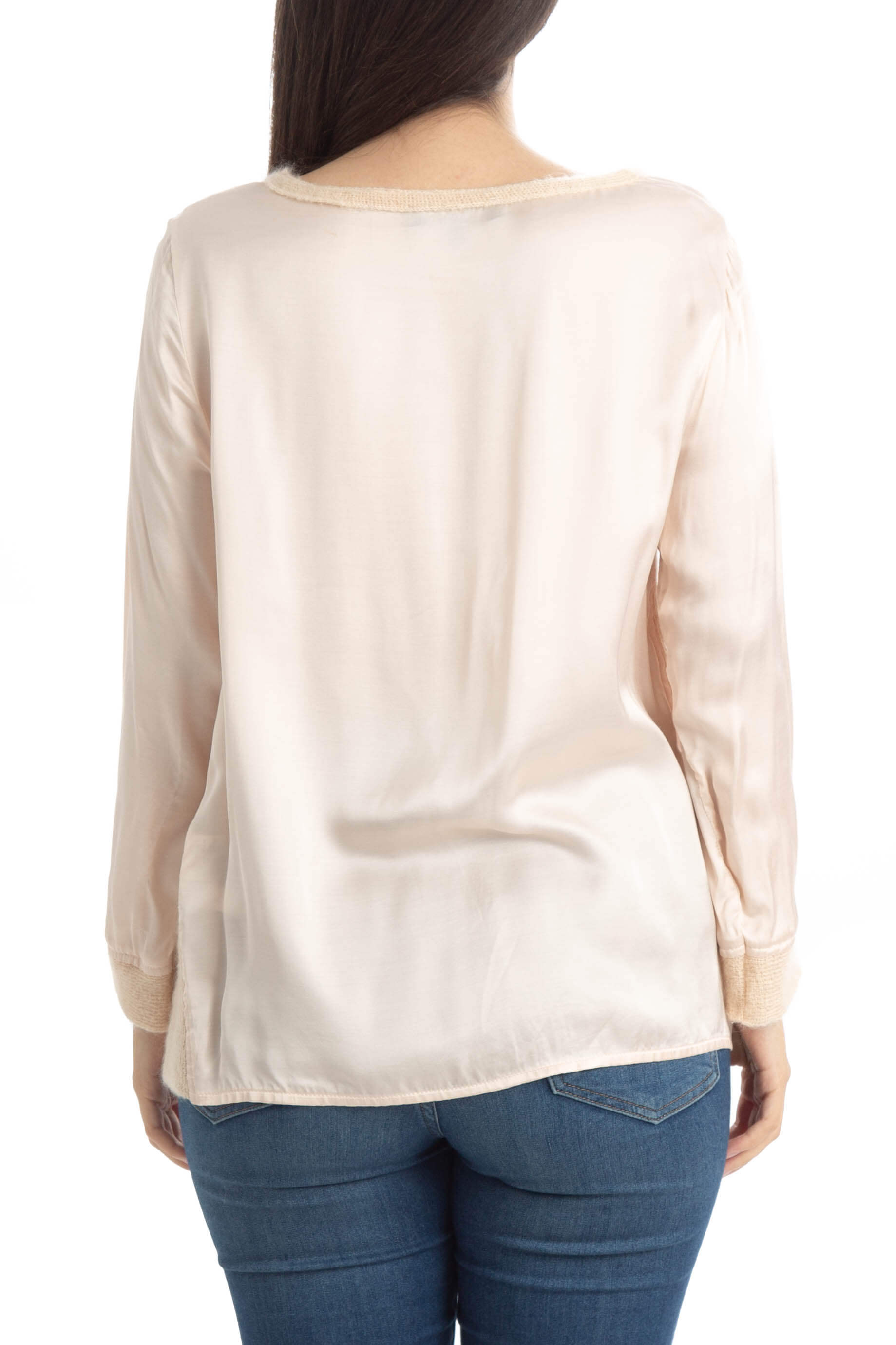 Chester & Peck, Talla M