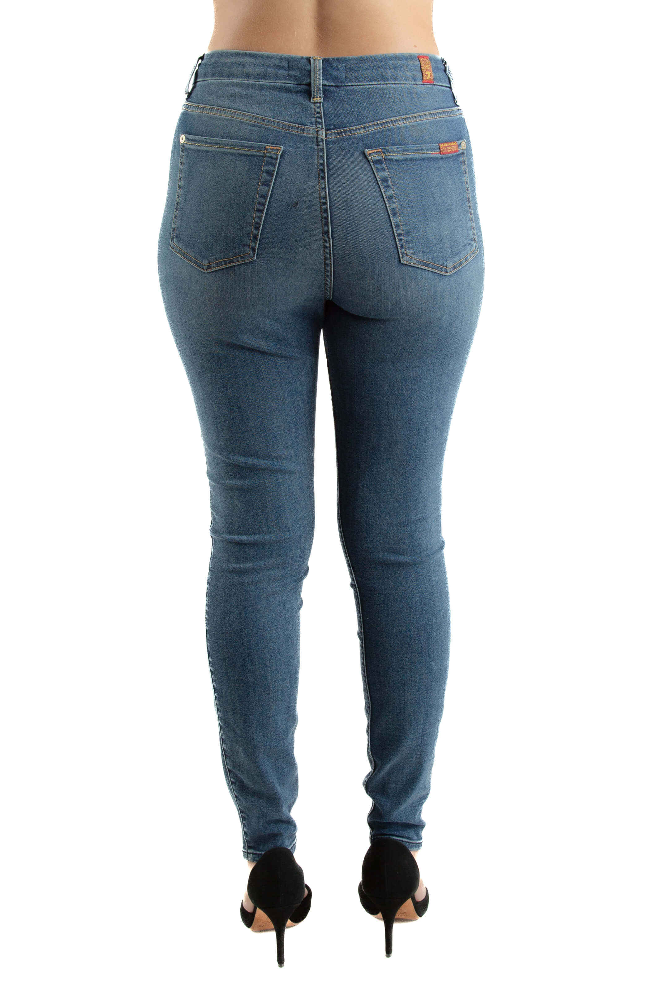 7 For all Mankind, Talla 26