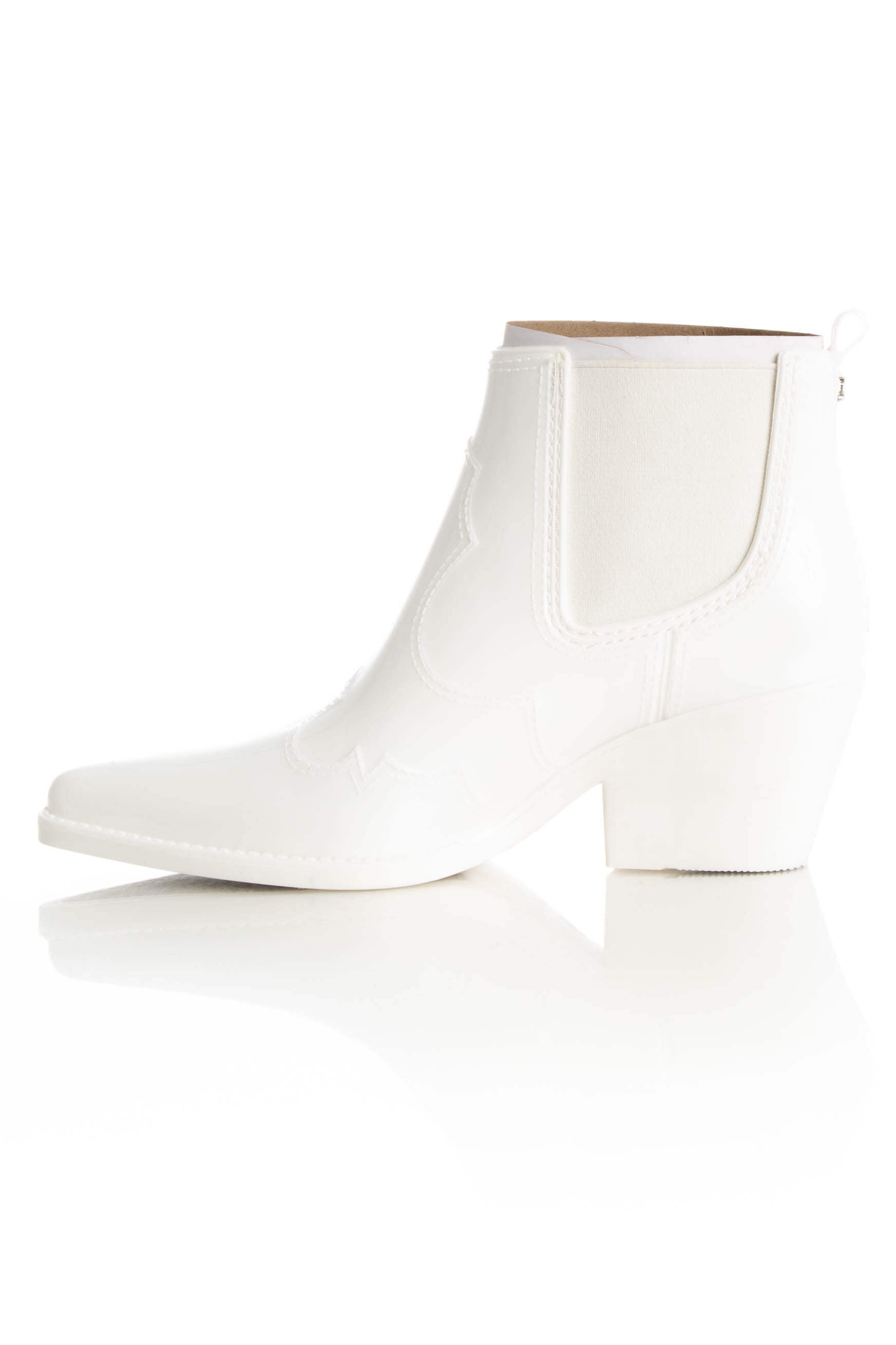 Sam Edelman, 6 USA
