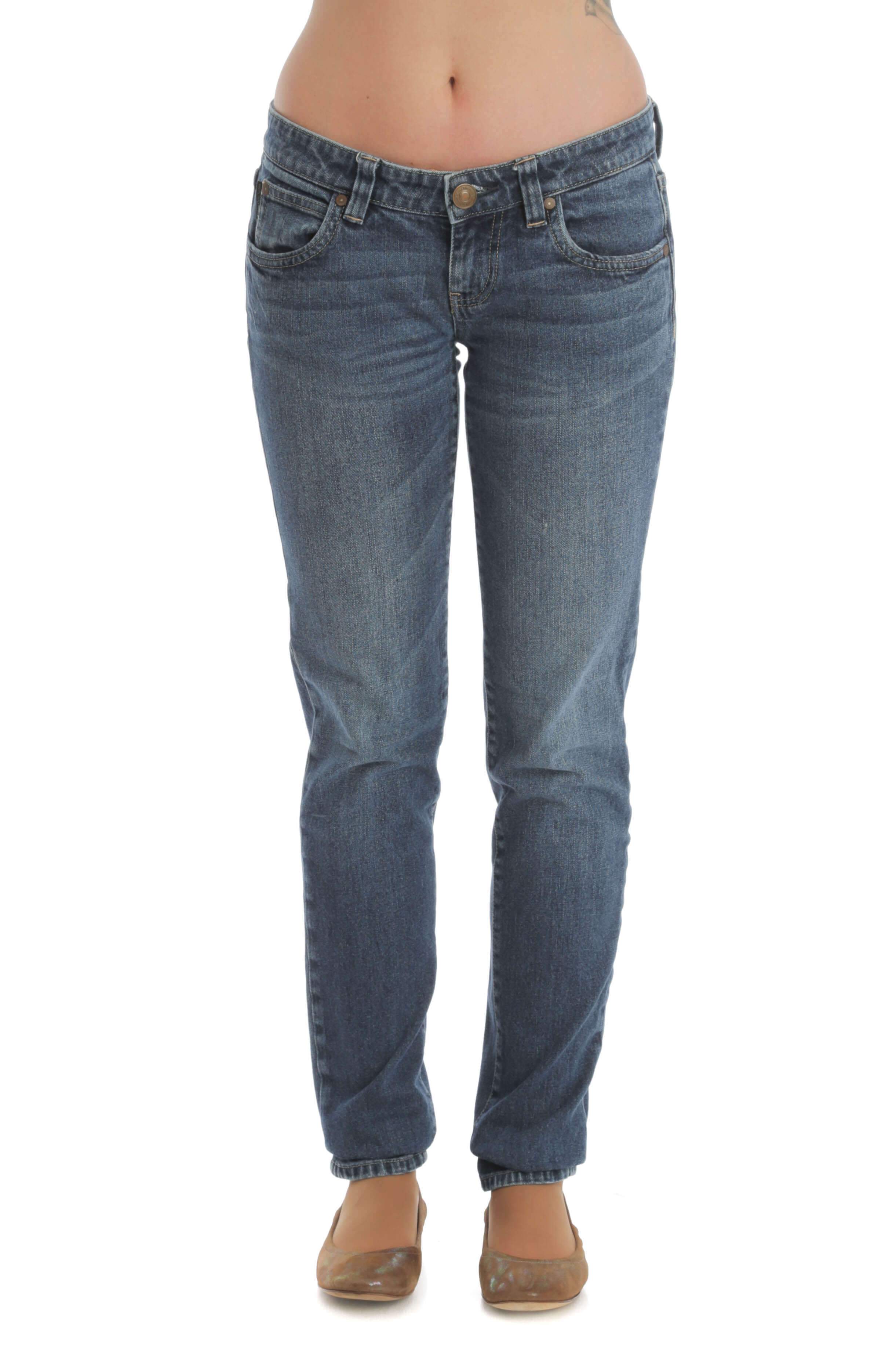 Calvin Klein, Talla 27