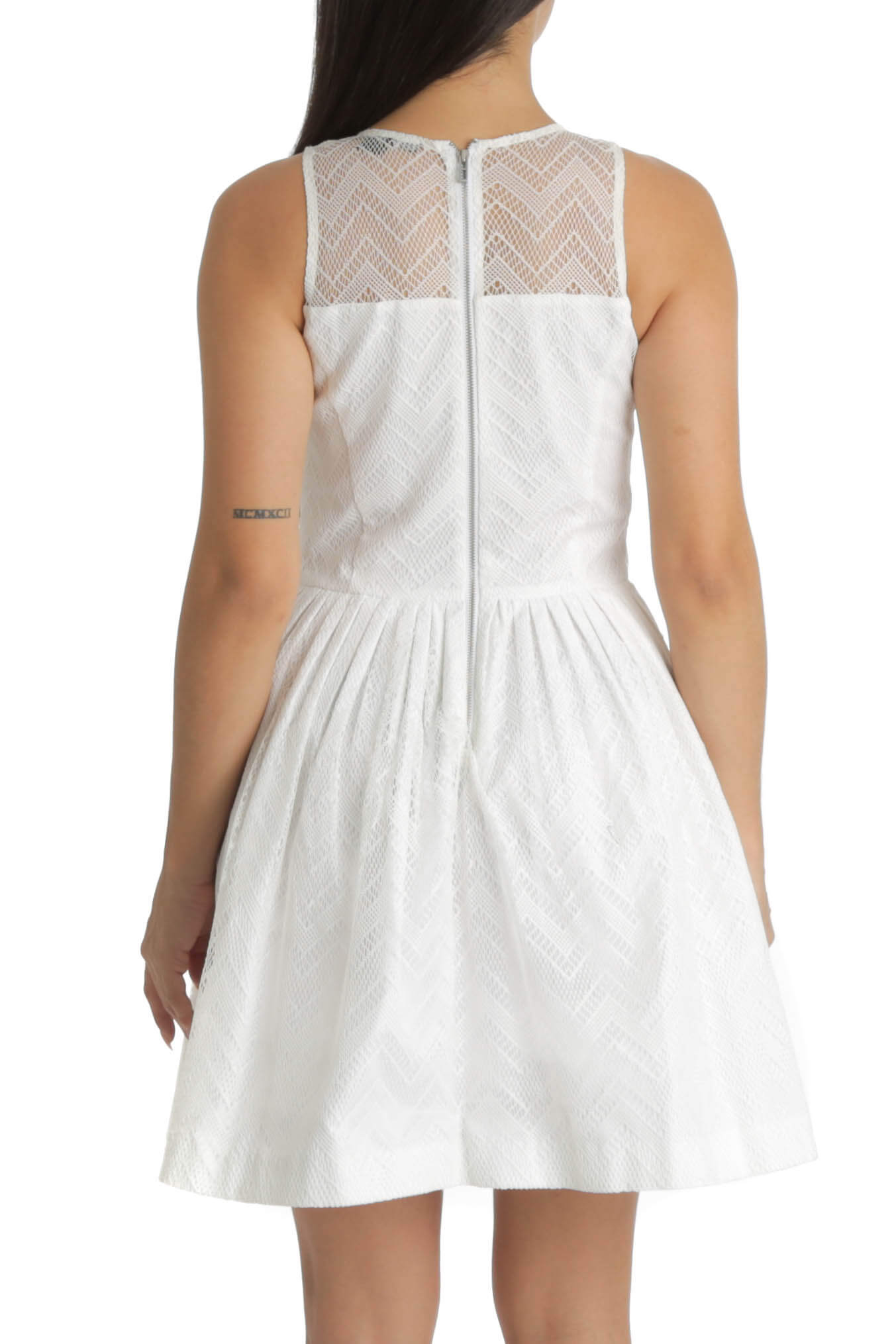 Armani Exchange, Talla 4