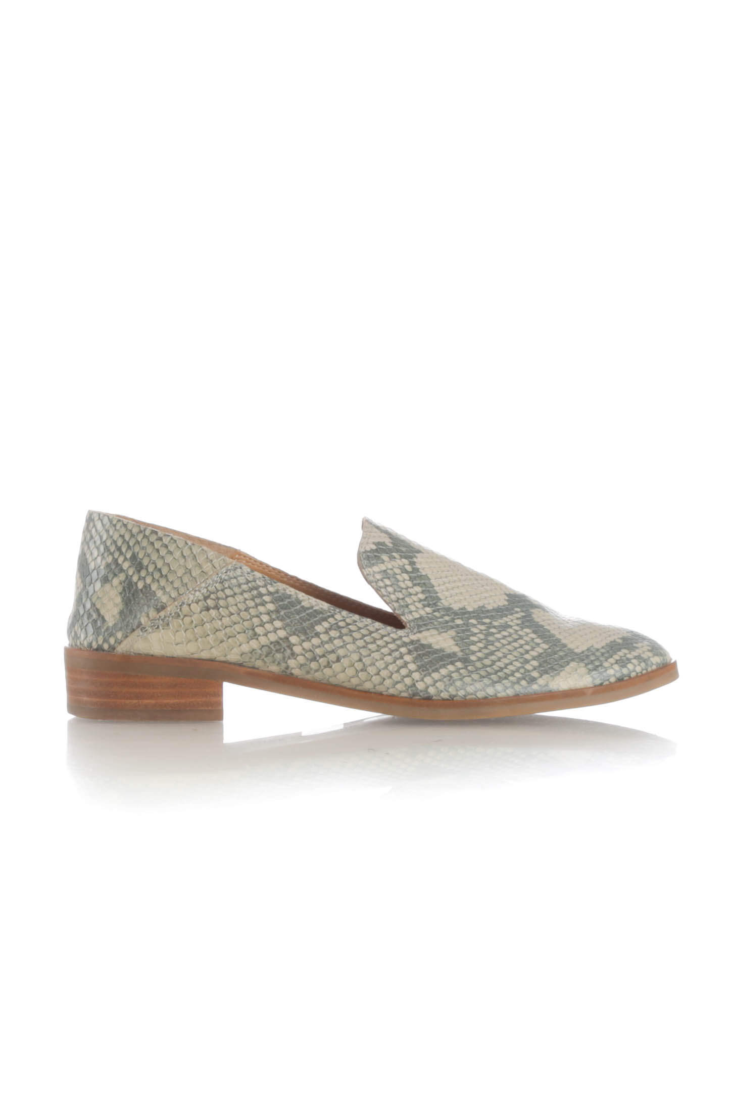 Lucky Brand, 8 USA