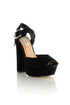 Stuart Weitzman, 8 USA