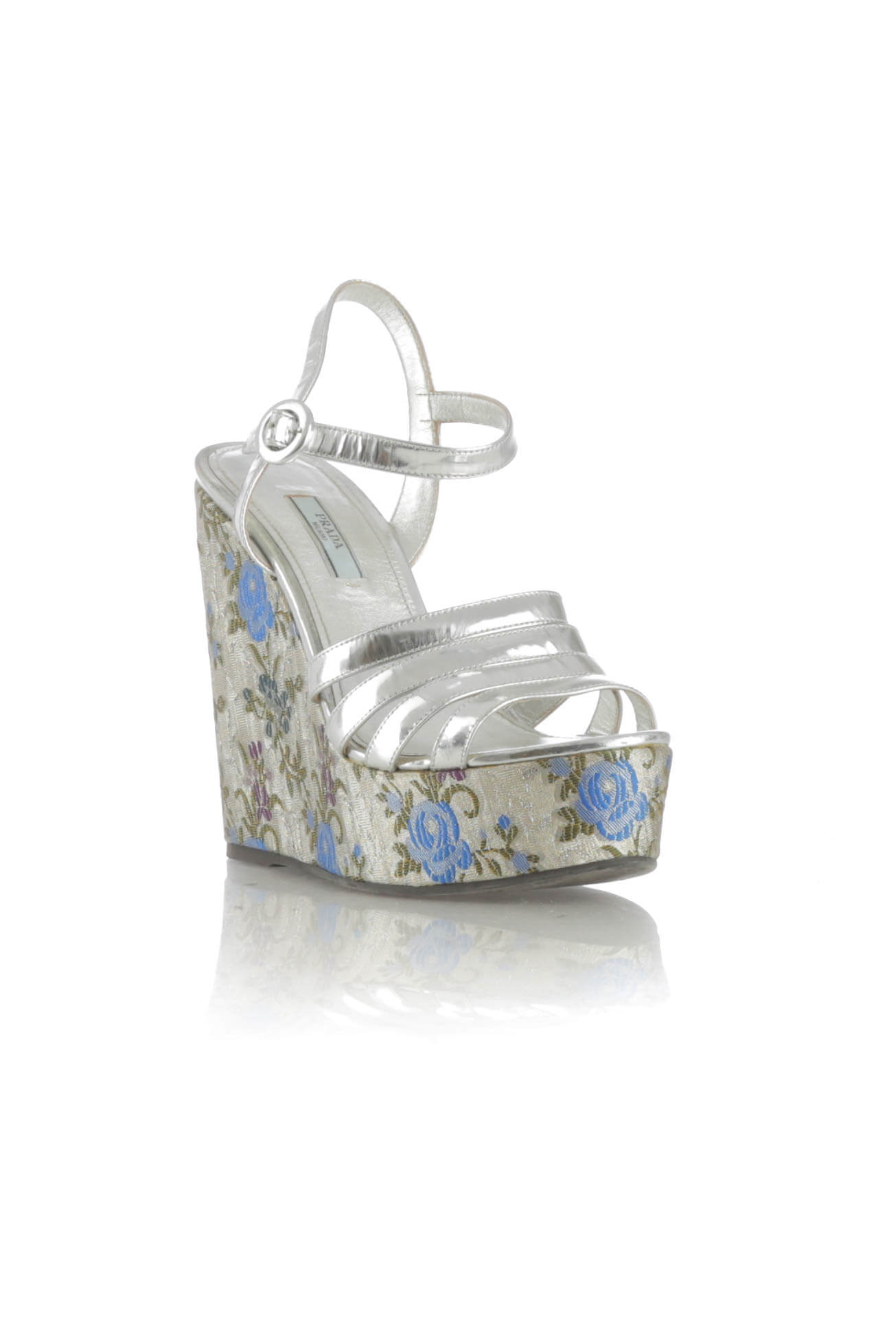 Prada, 8 USA