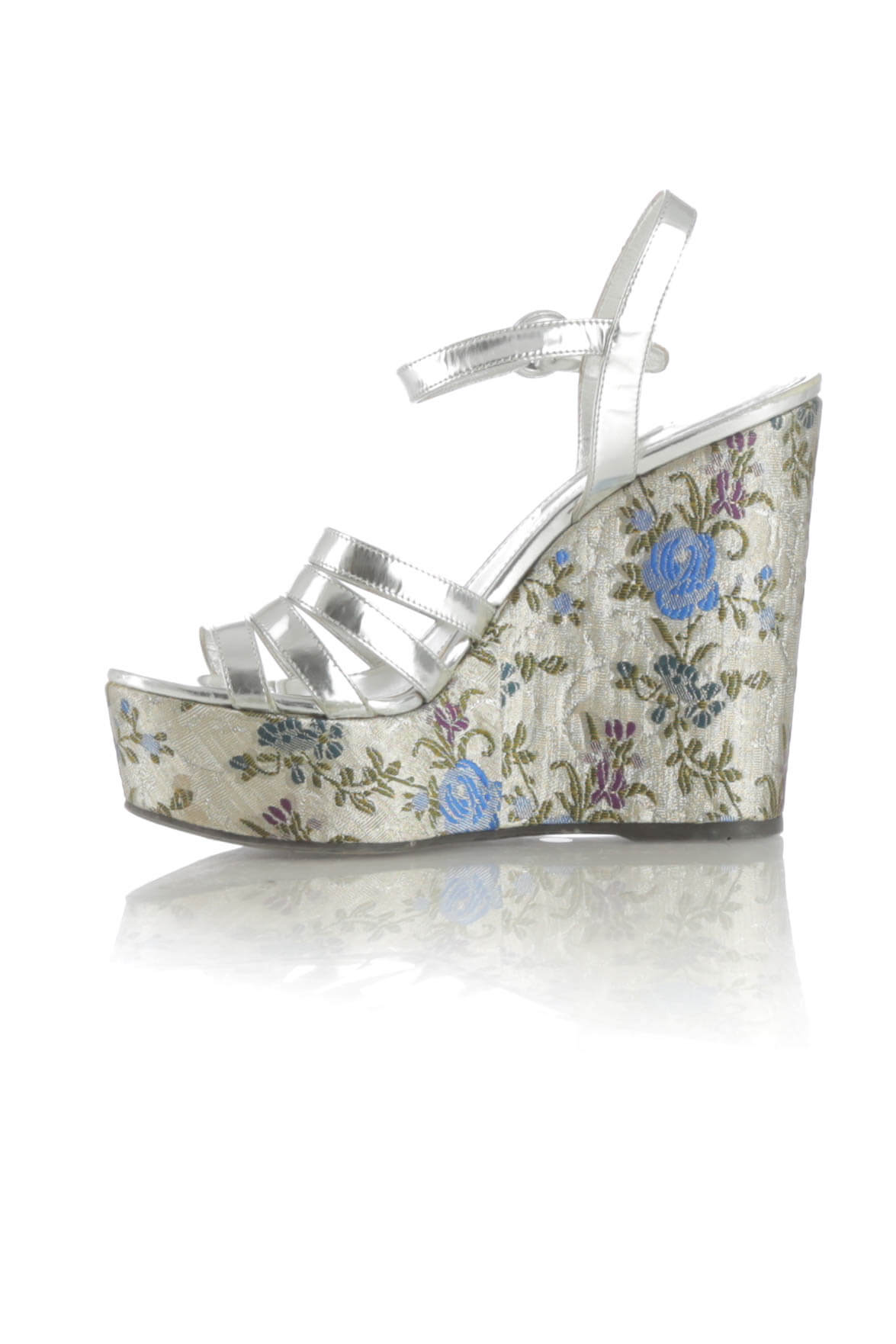 Prada, 8 USA