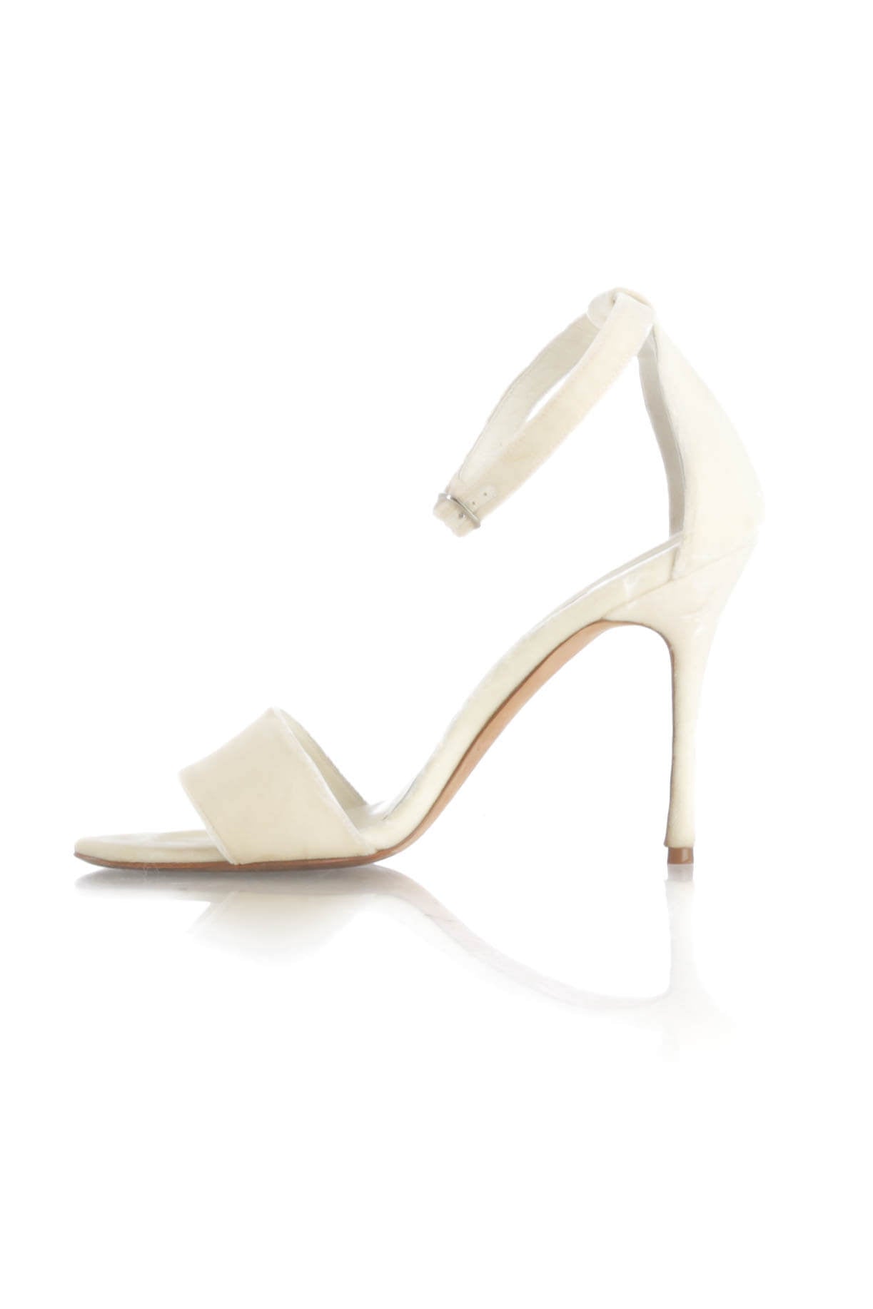 Manolo Blahnik, 7.5 USA