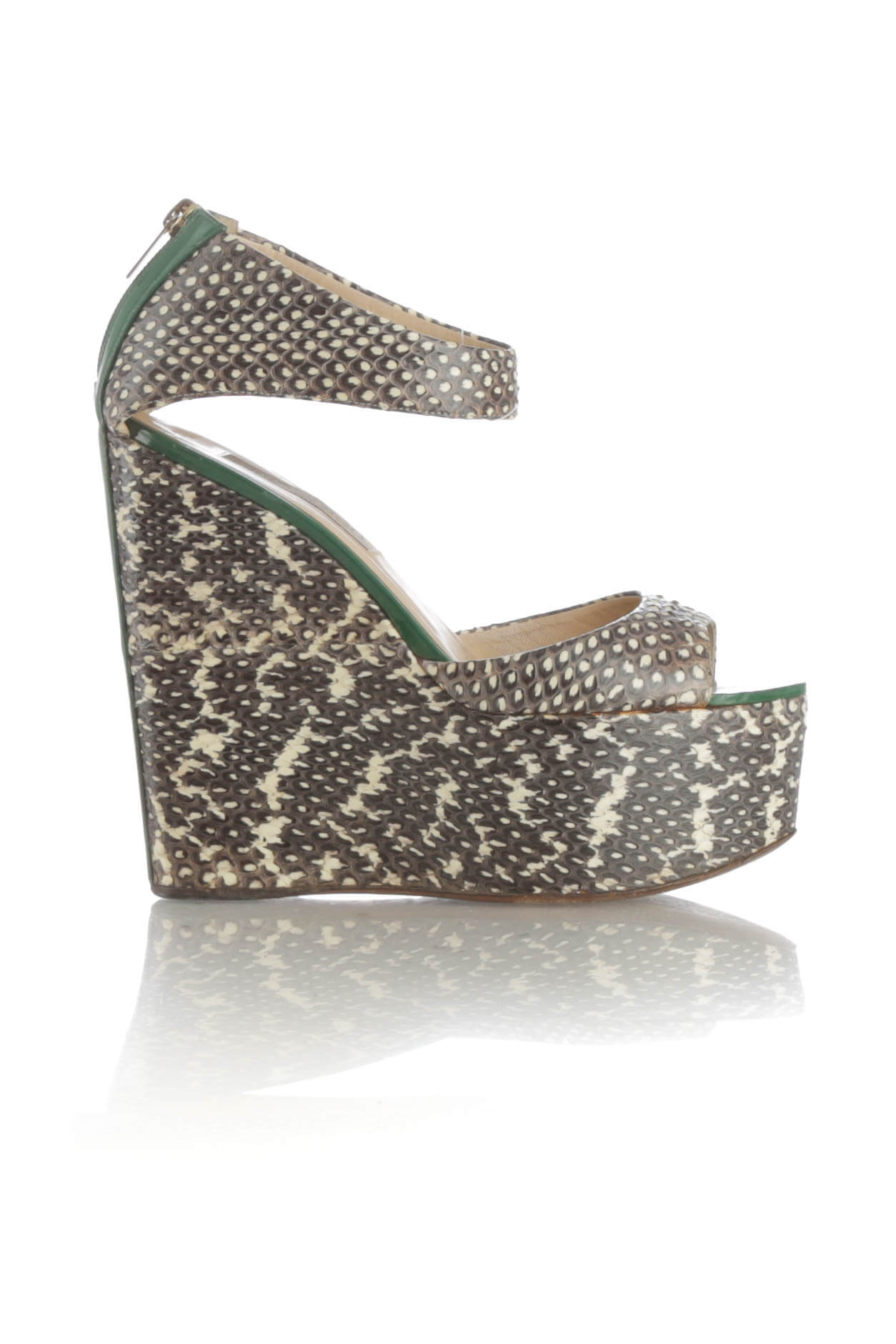 Jimmy Choo, 8 USA