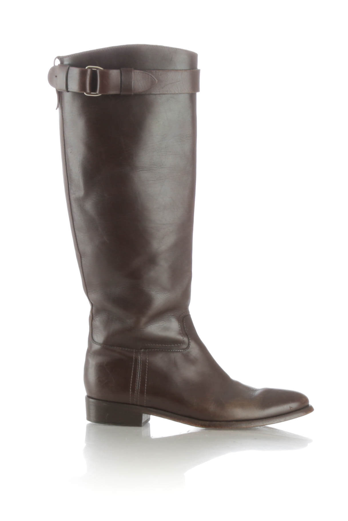 Burberry, 9 USA