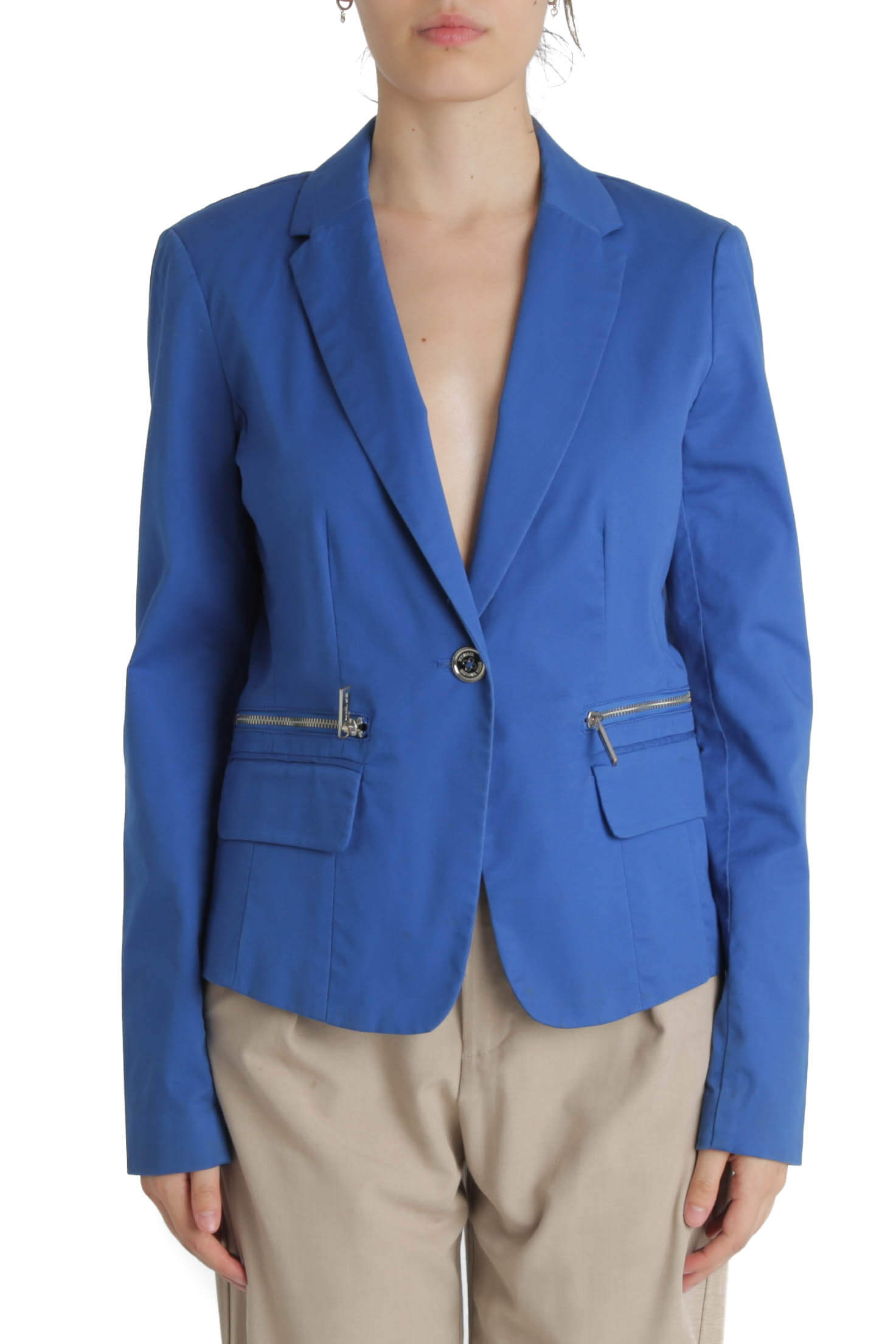 Michael Kors, Talla 6