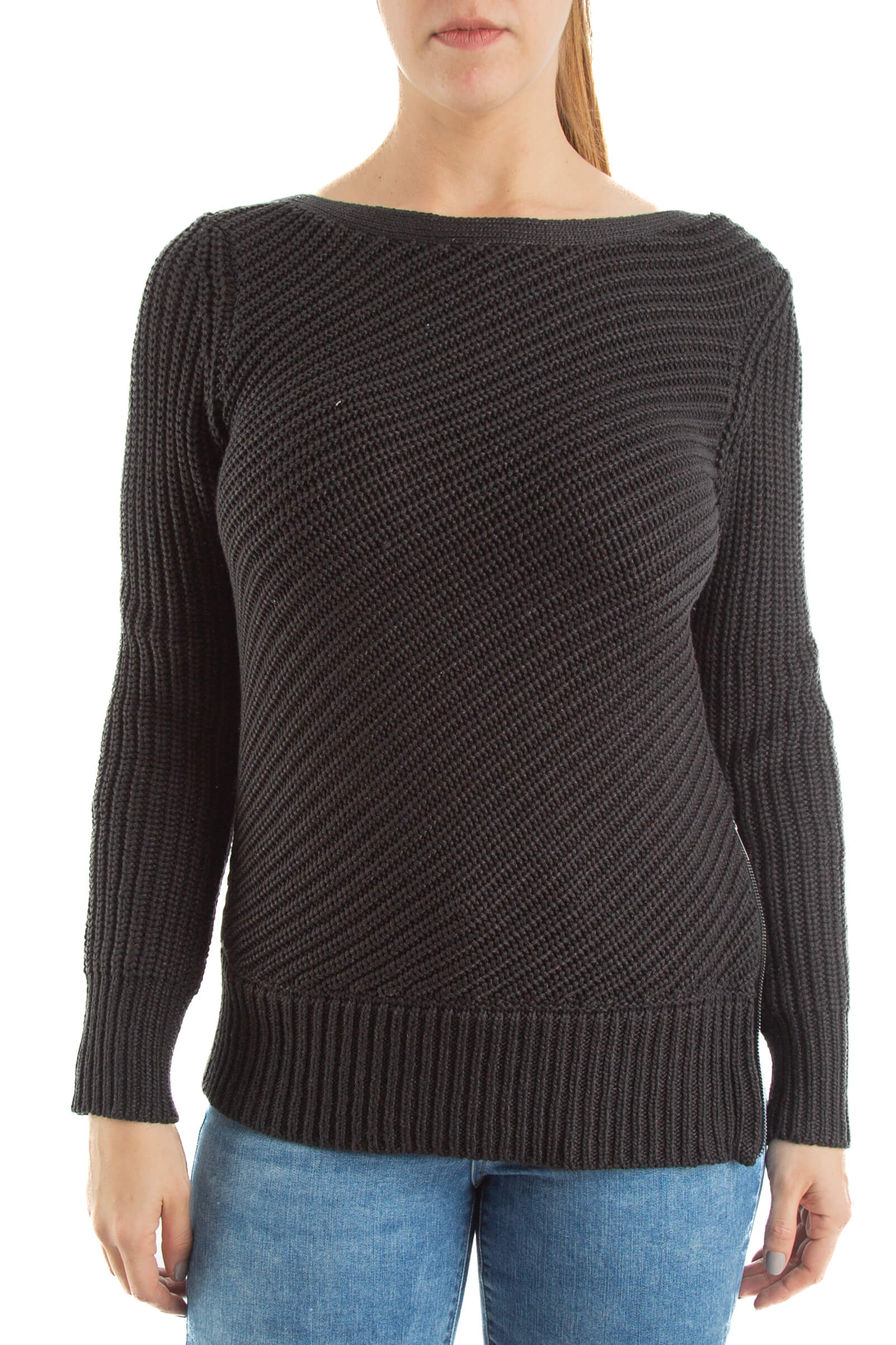 Calvin Klein, Talla S