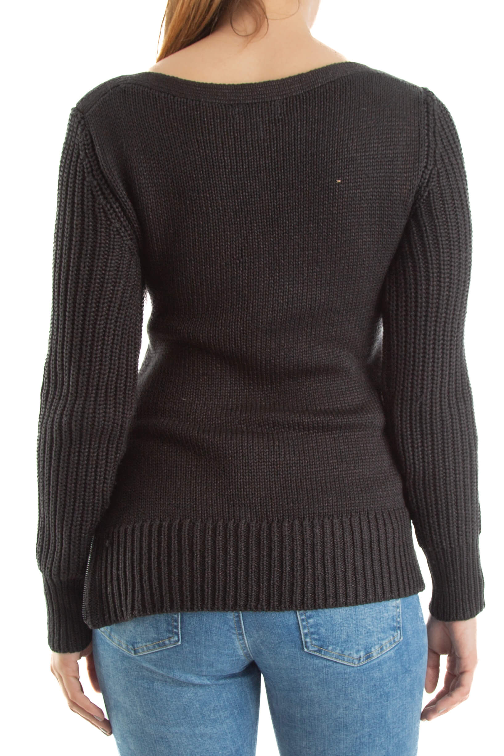 Calvin Klein, Talla S