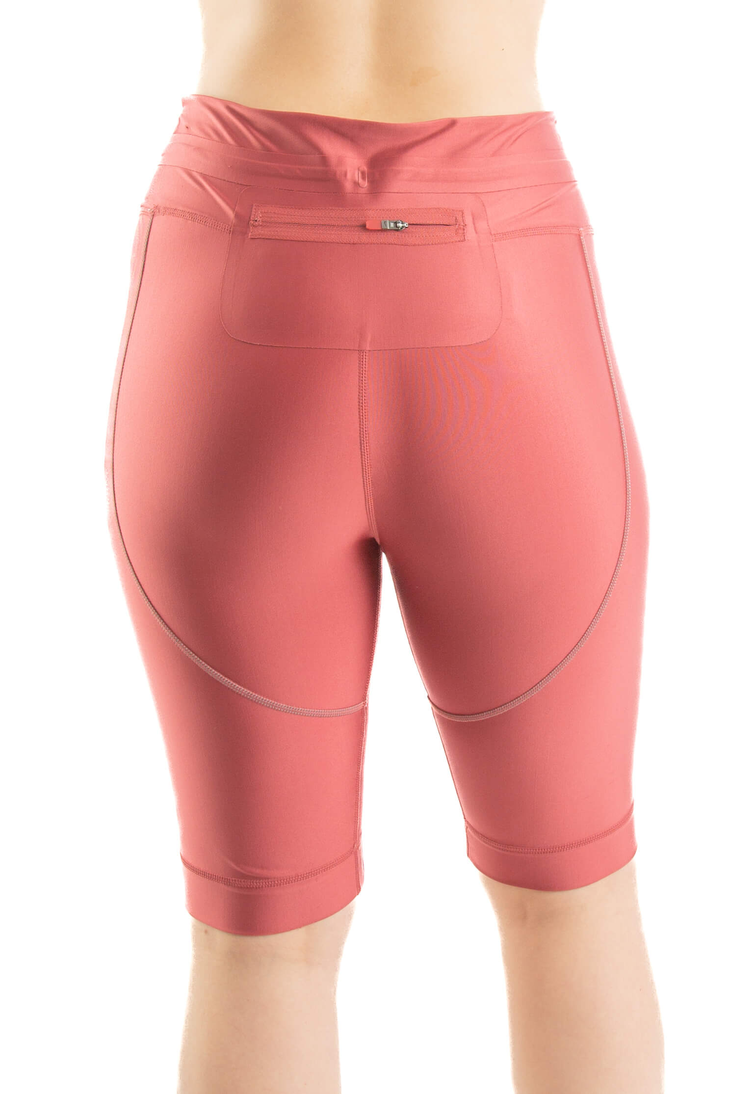 Nike, Talla M