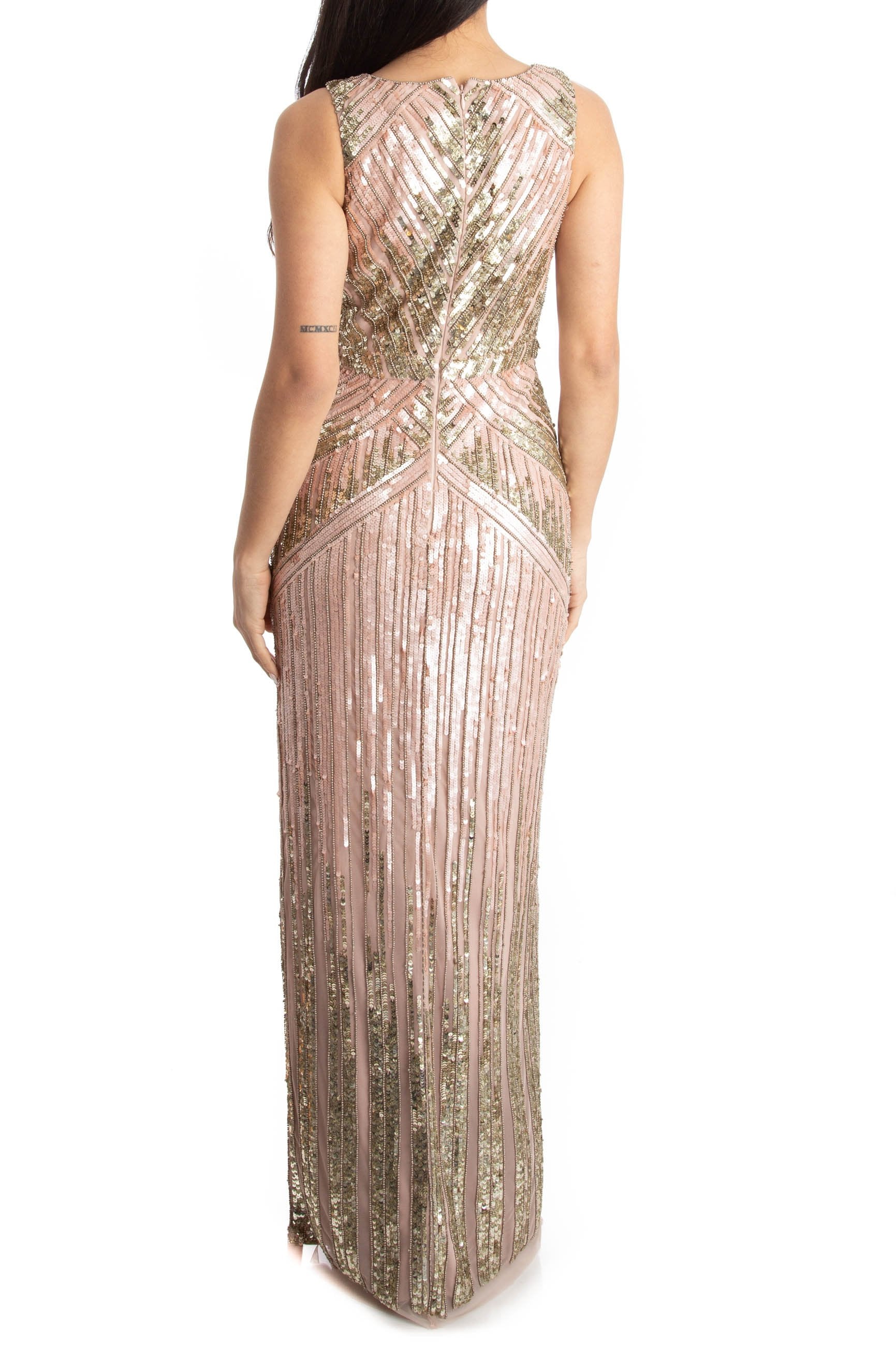 Aidan Mattox, Talla 2 (NWT)
