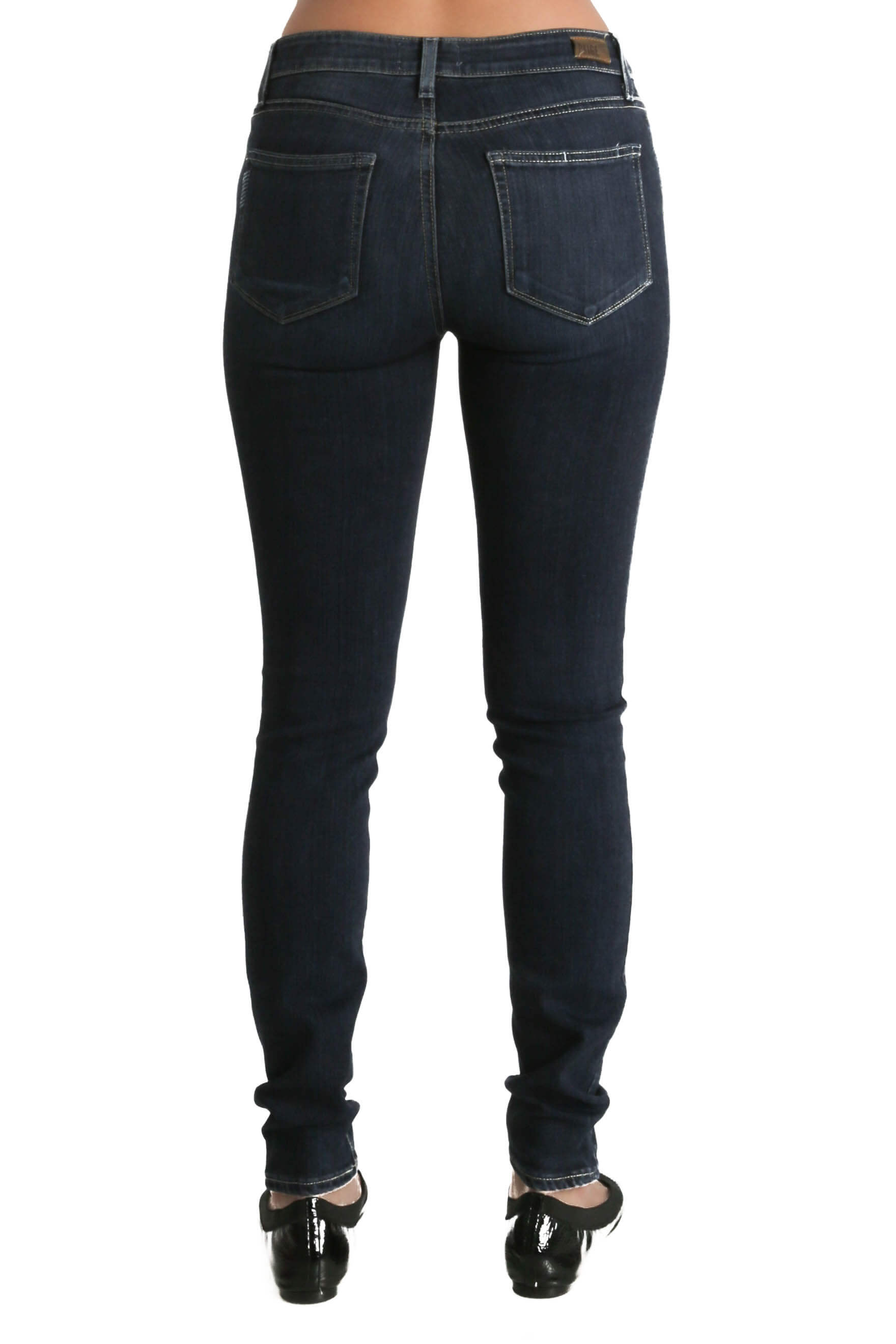 Paige, Talla 28