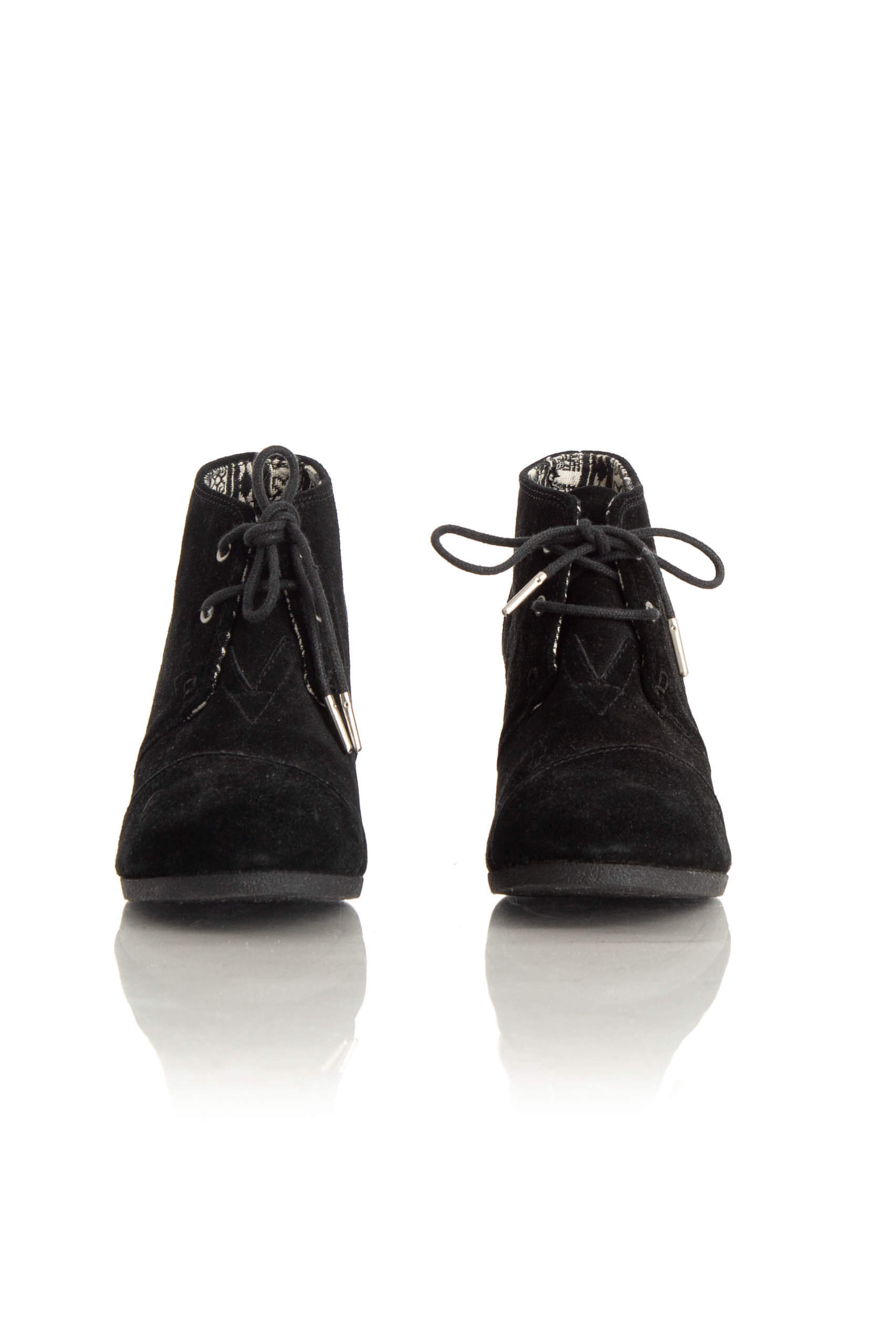 Toms, 9 USA